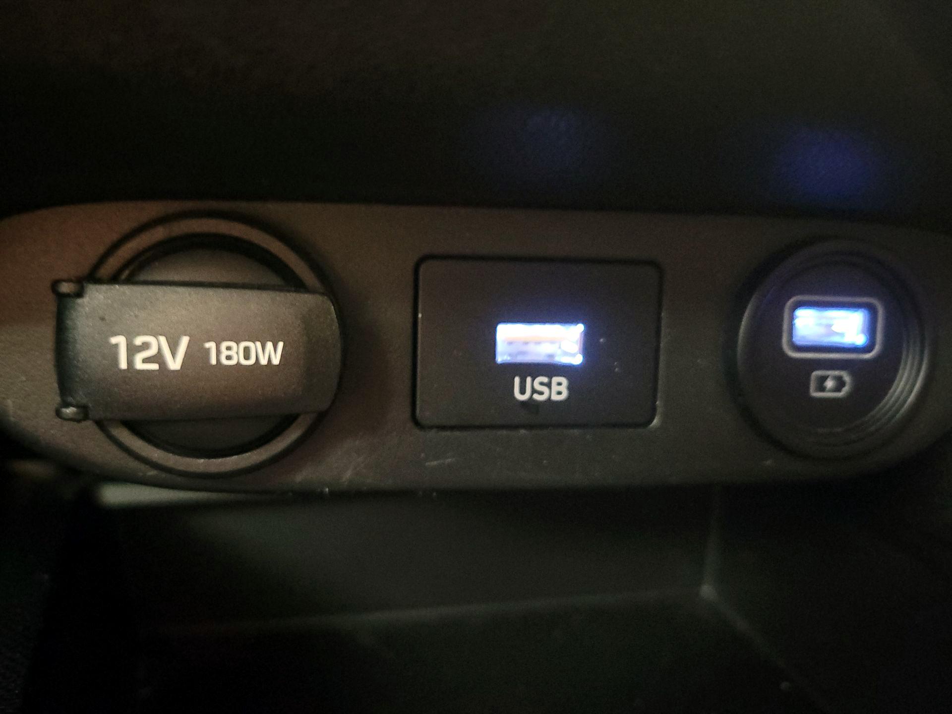 Thumbnail: 2023 Hyundai Elantra - 18