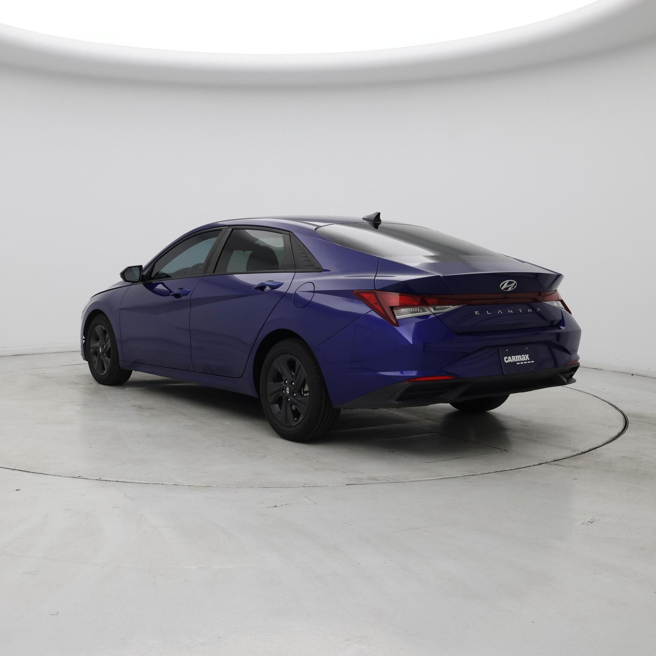 Thumbnail: 2023 Hyundai Elantra - 2