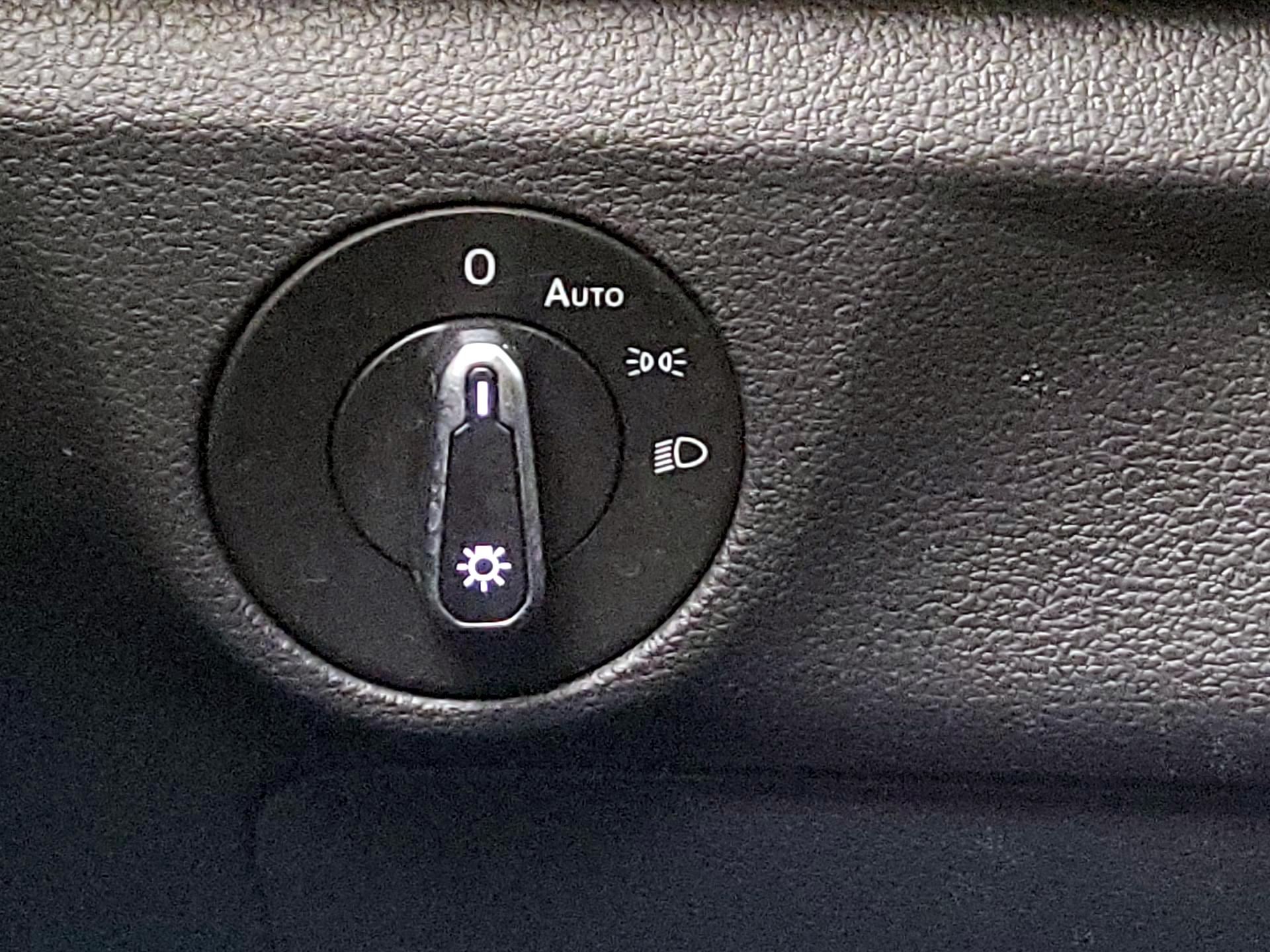 Thumbnail: 2024 Volkswagen Jetta - 13