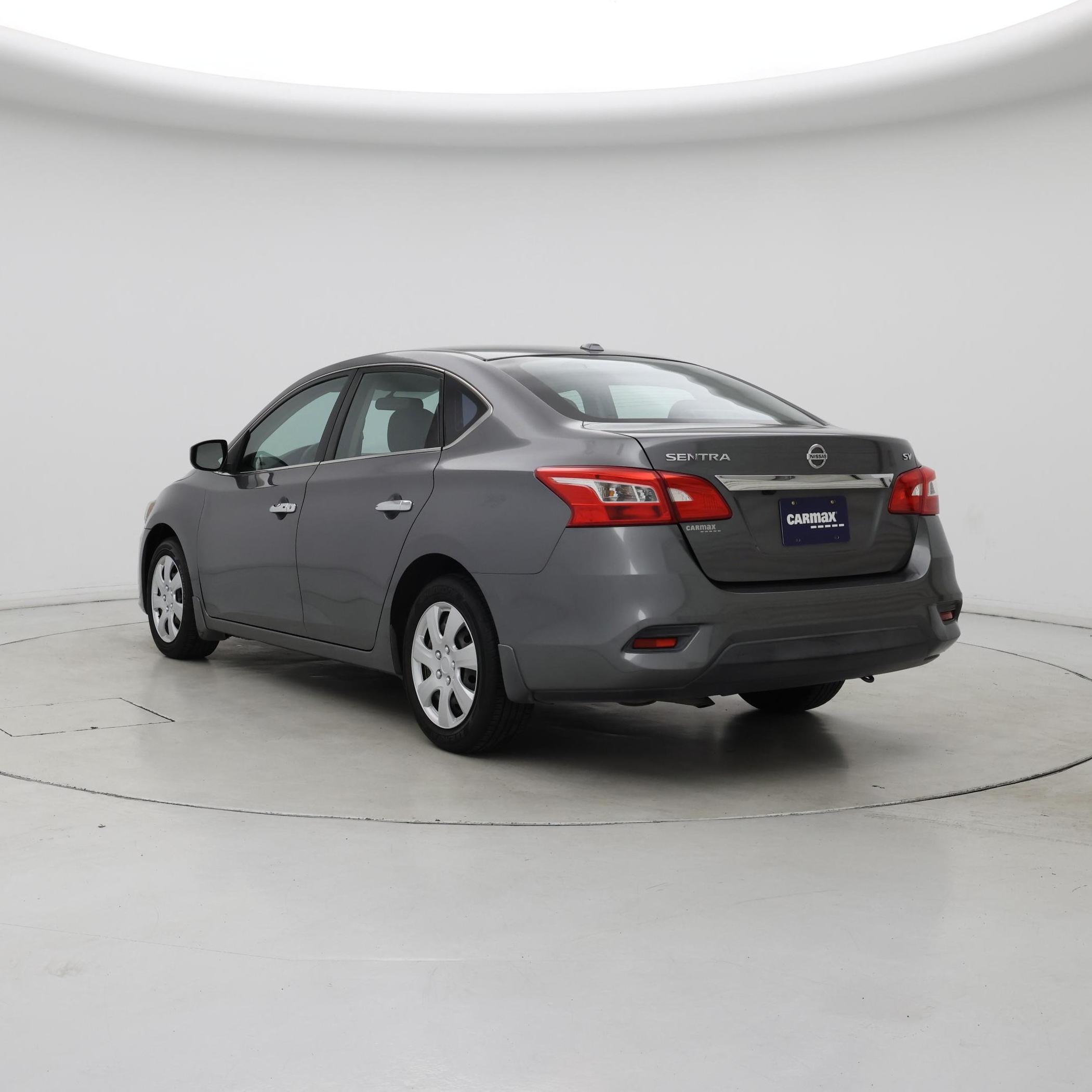 Thumbnail: 2017 Nissan Sentra - 2