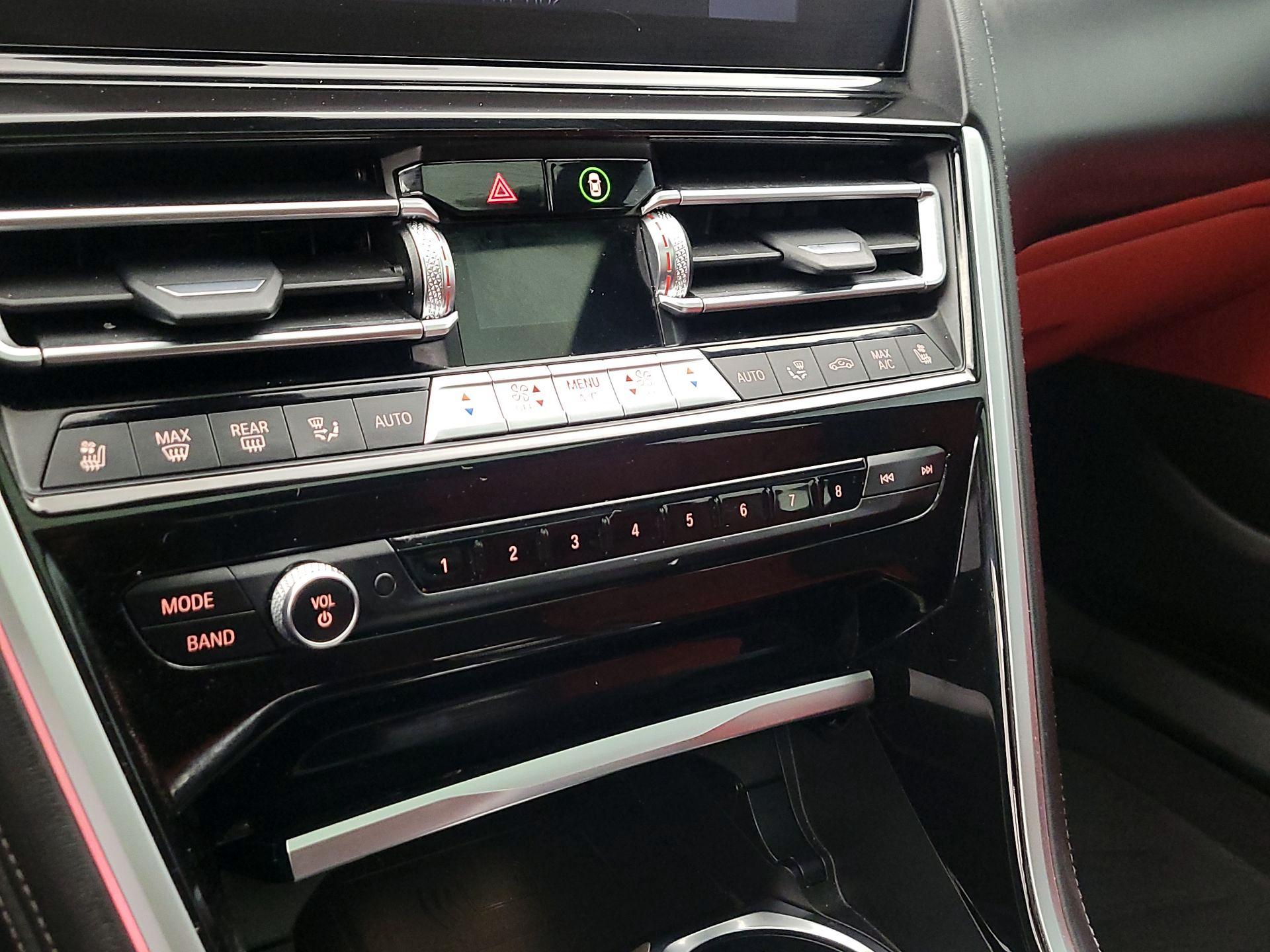 Thumbnail: 2022 BMW 8 Series - 17