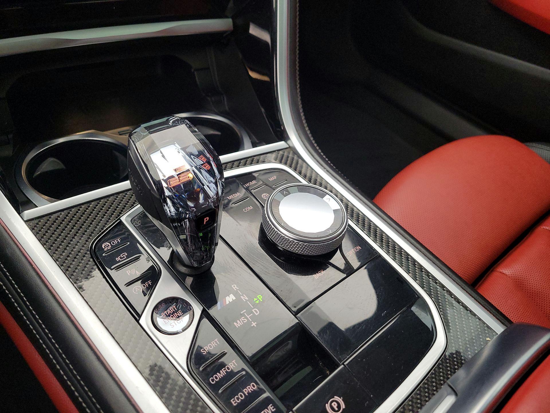 Thumbnail: 2022 BMW 8 Series - 18