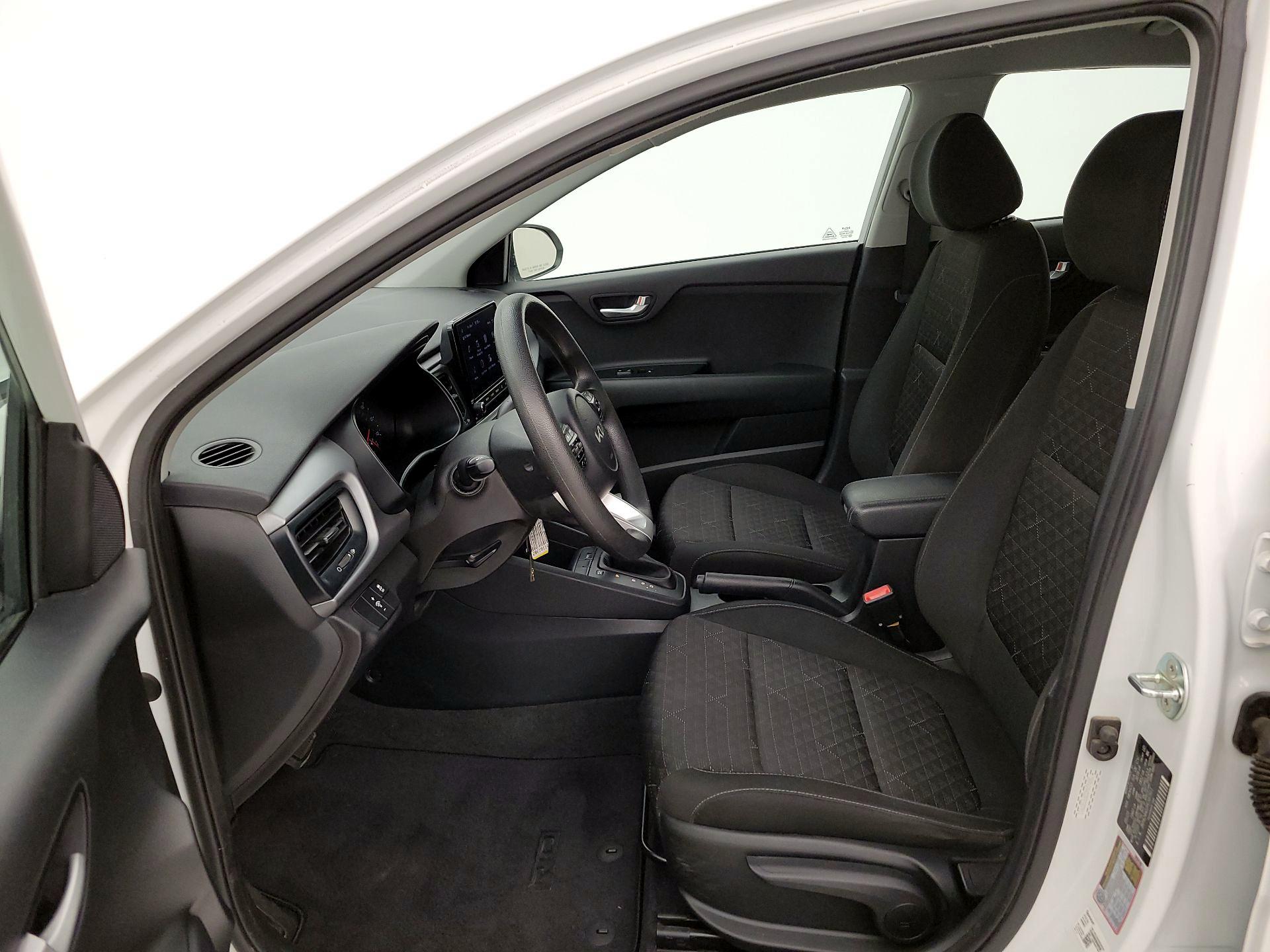 Thumbnail: 2023 Kia Rio - 11