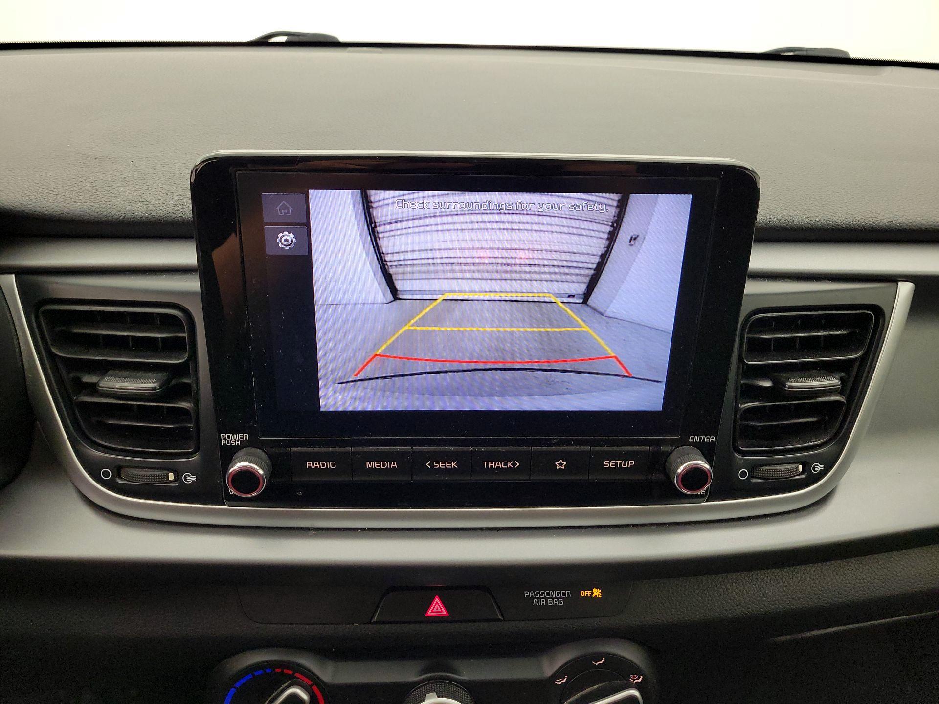 Thumbnail: 2023 Kia Rio - 14