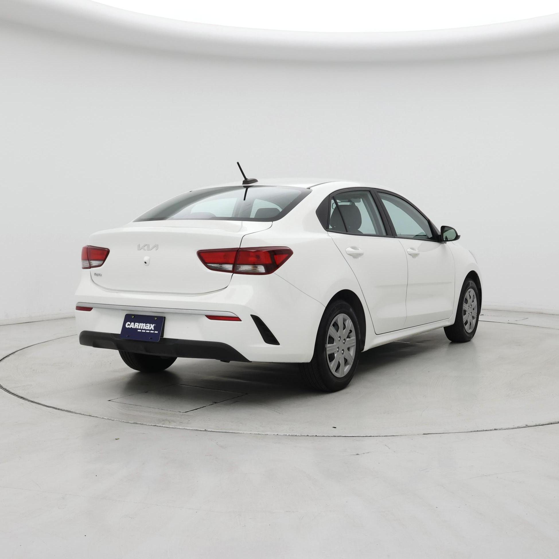 Thumbnail: 2023 Kia Rio - 8