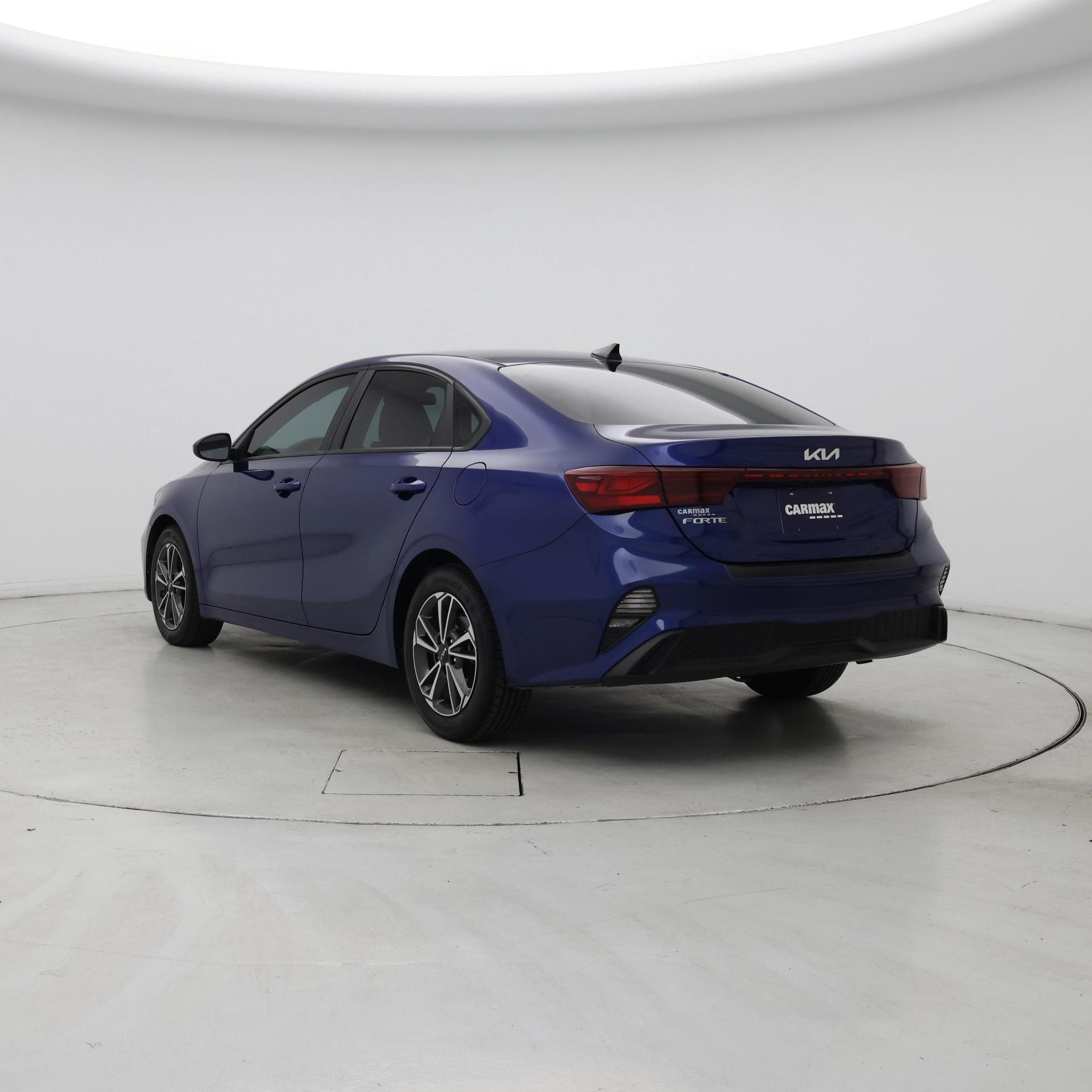 Thumbnail: 2022 Kia Forte - 2