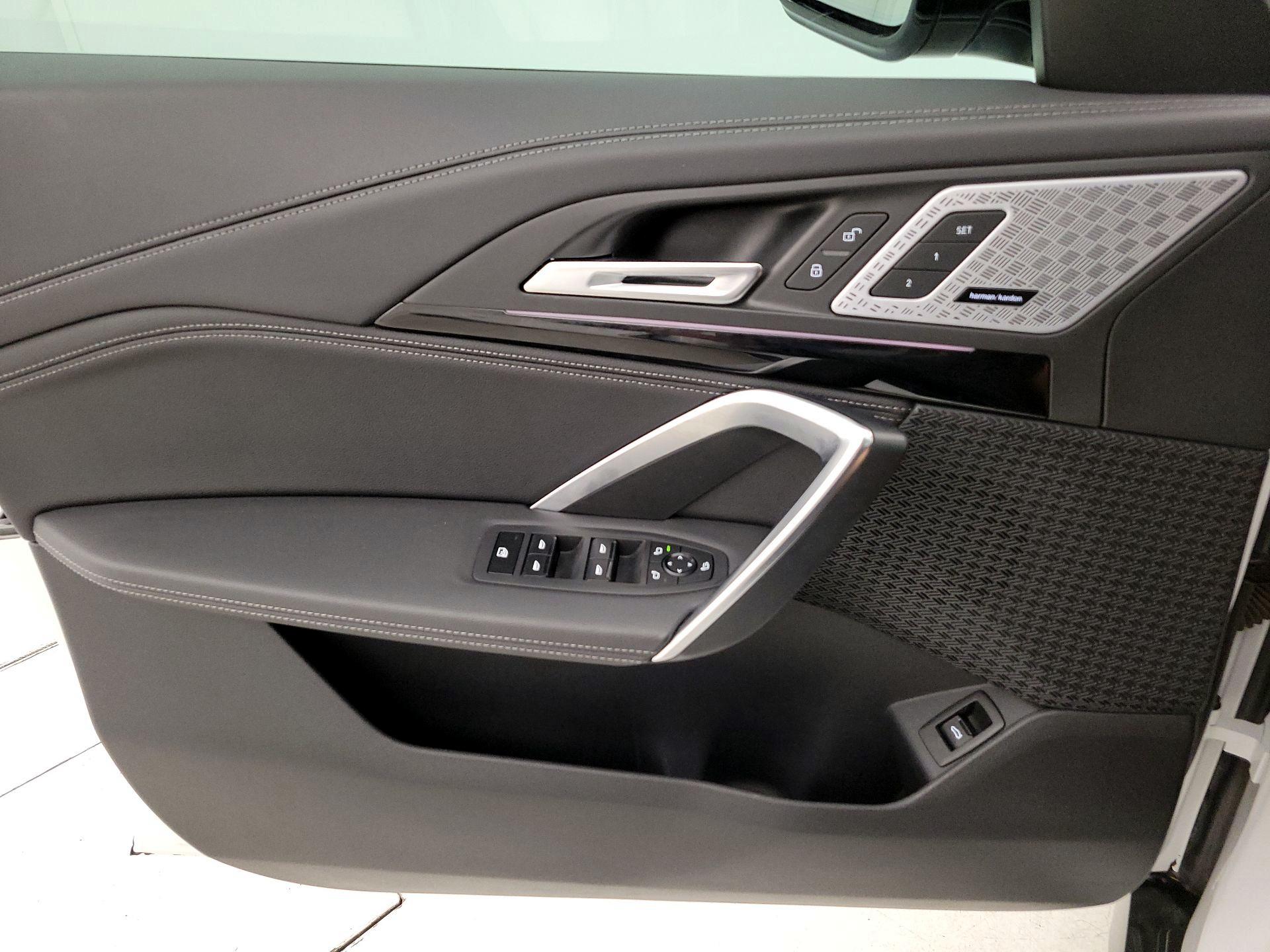 Thumbnail: 2023 BMW X1 - 12