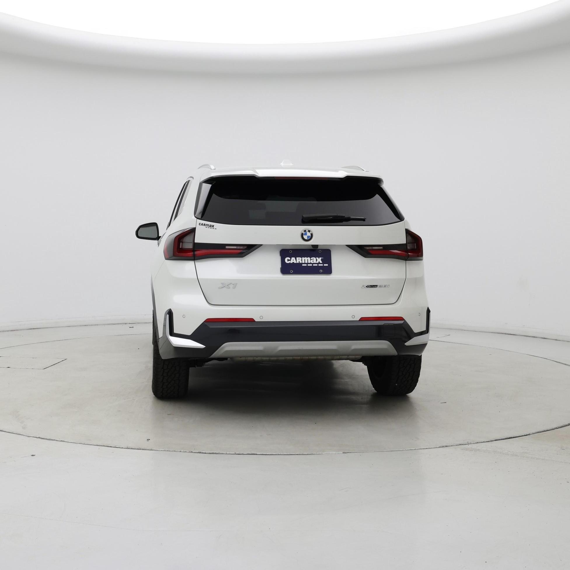 Thumbnail: 2023 BMW X1 - 6