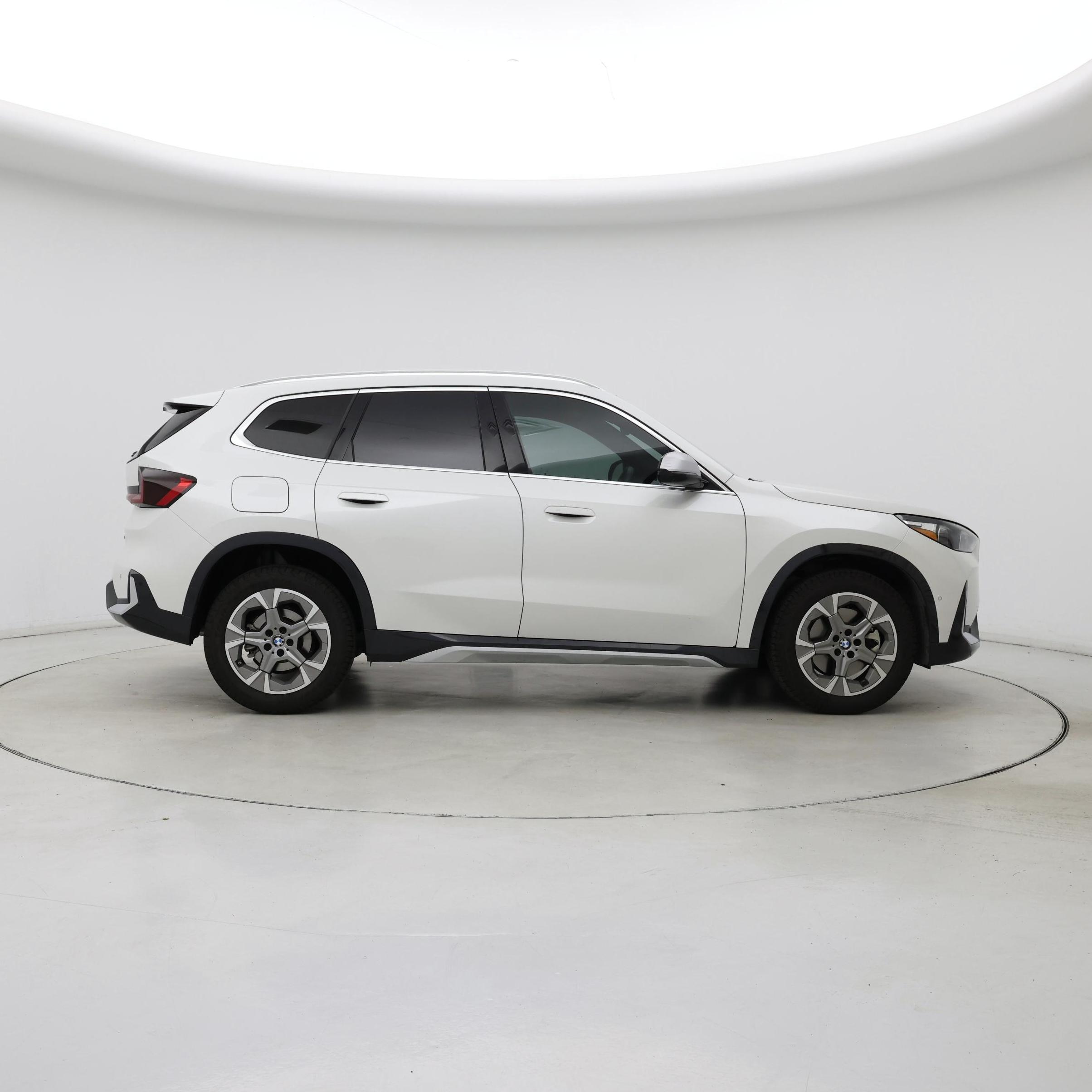 Thumbnail: 2023 BMW X1 - 7