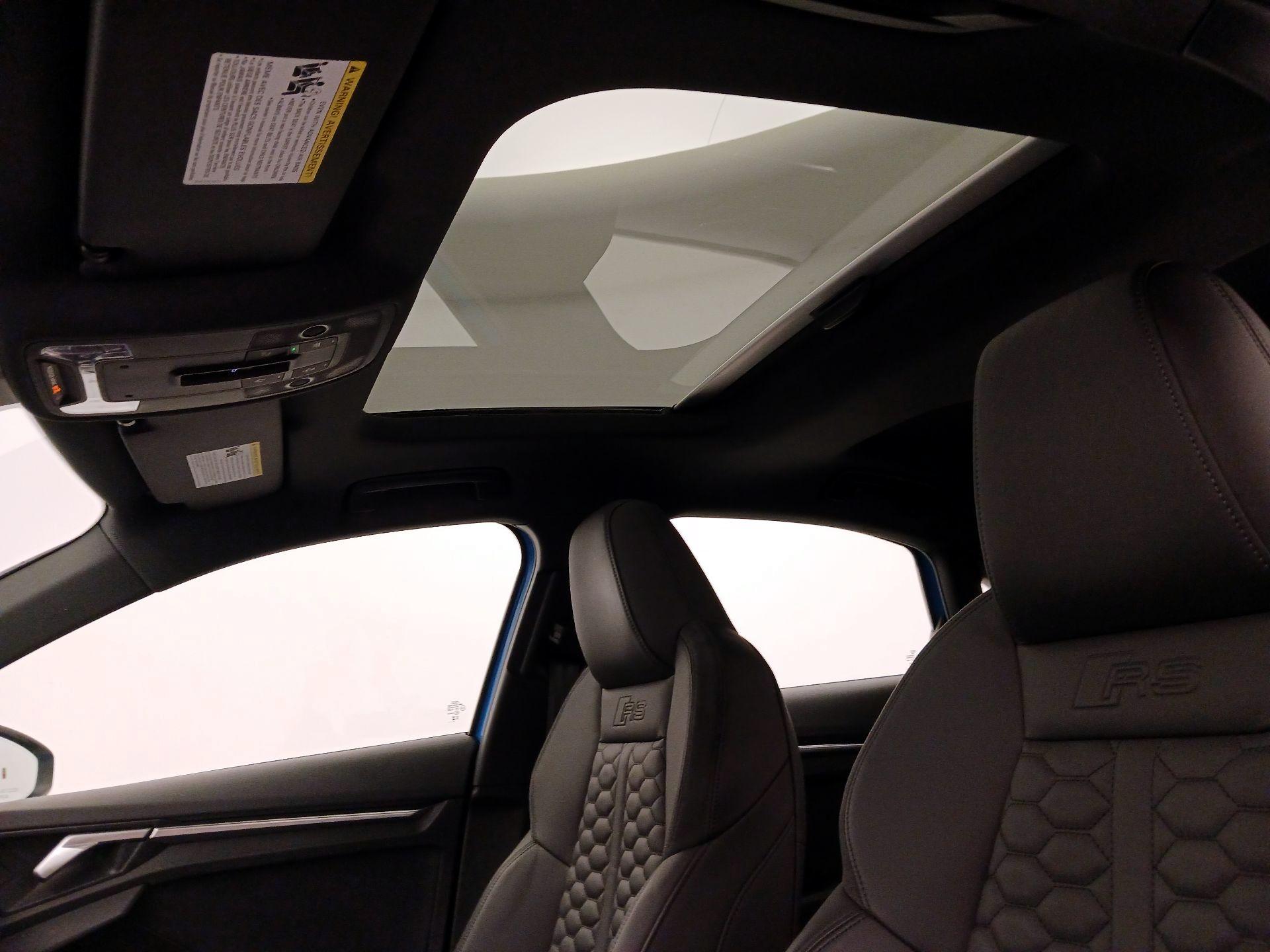 Thumbnail: 2024 Audi RS 3 - 20