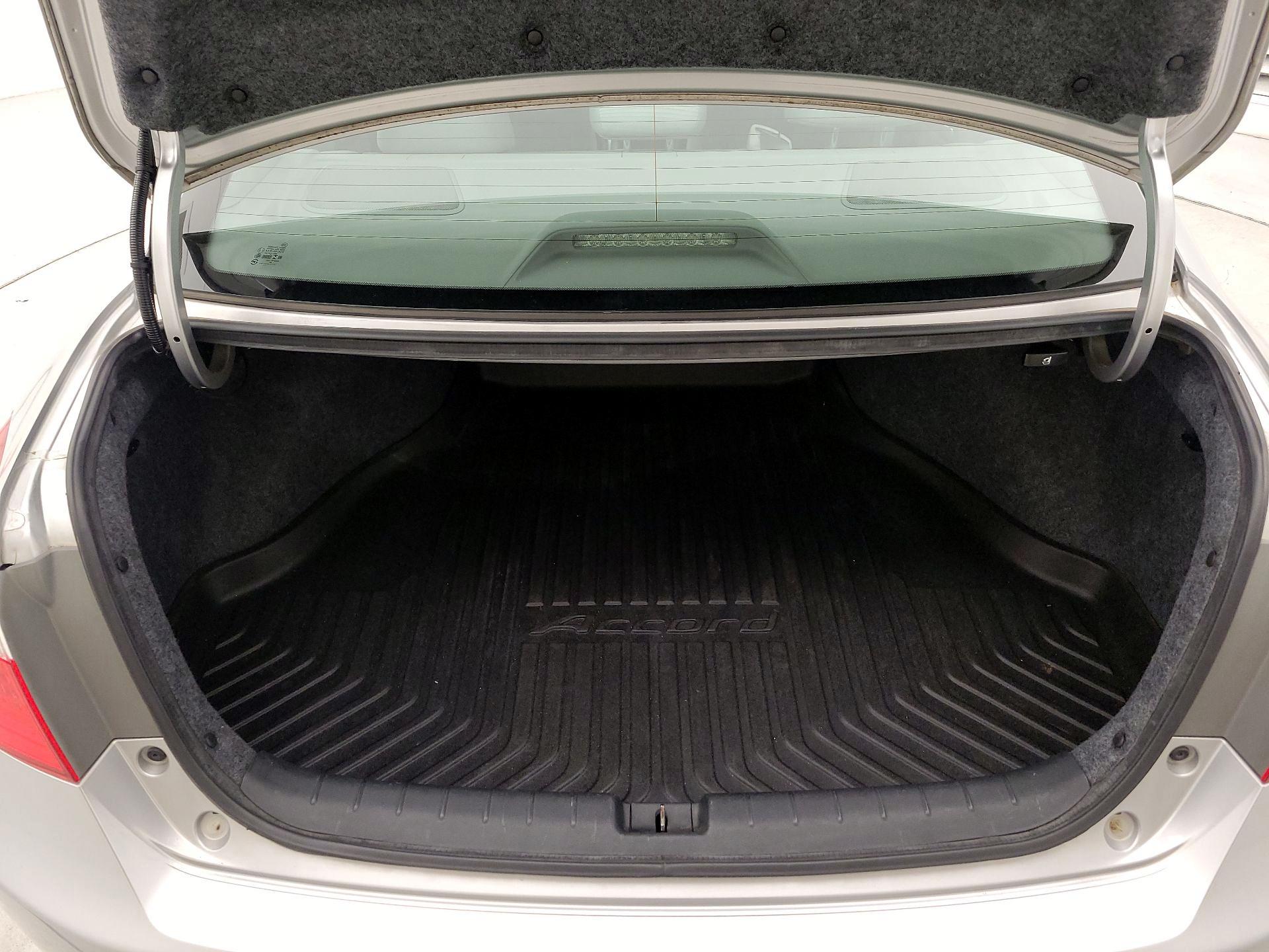 Thumbnail: 2015 Honda Accord - 20