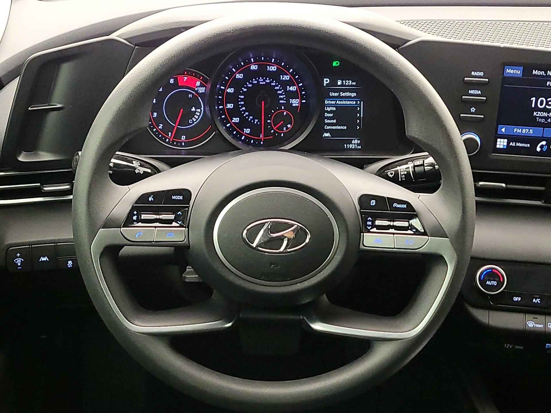 Thumbnail: 2021 Hyundai Elantra - 10