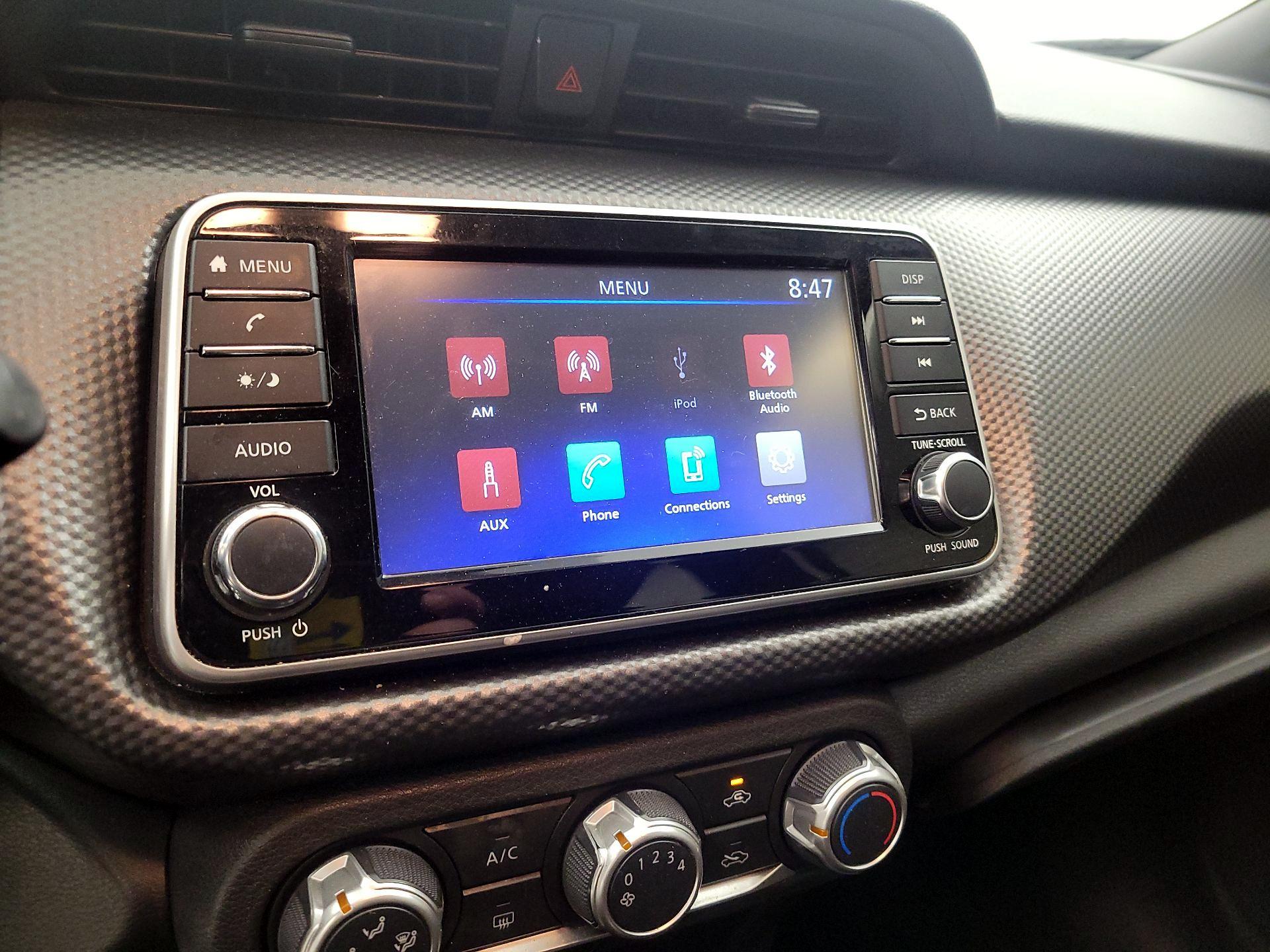 Thumbnail: 2019 Nissan Kicks - 13