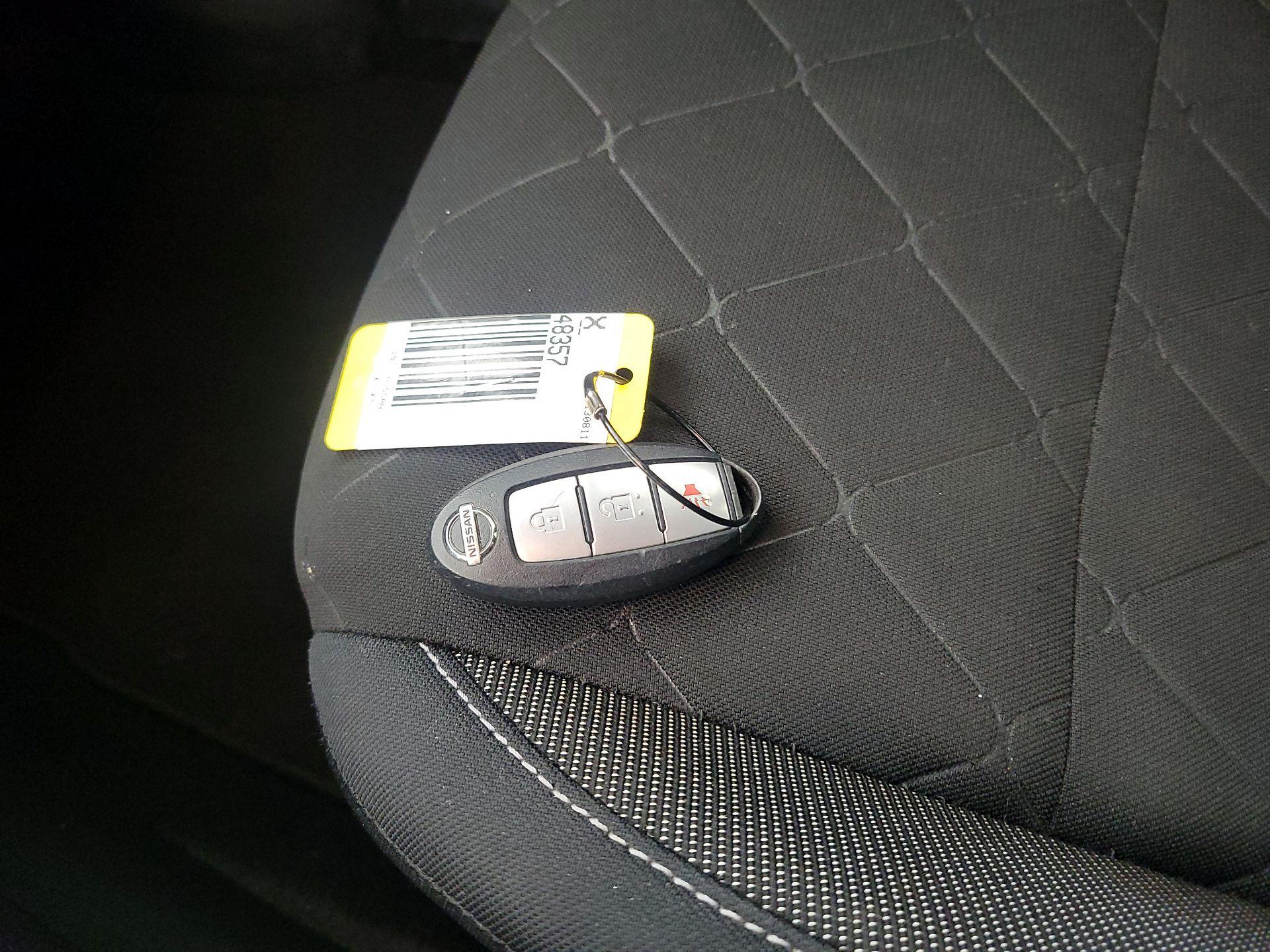 Thumbnail: 2019 Nissan Kicks - 18