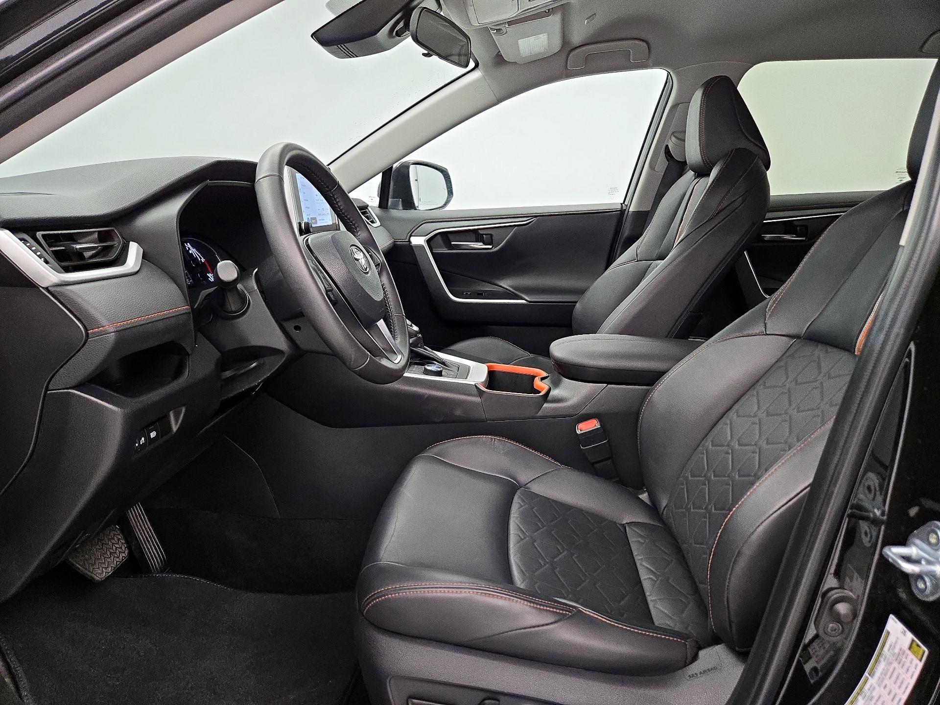 Thumbnail: 2024 Toyota RAV4 - 11