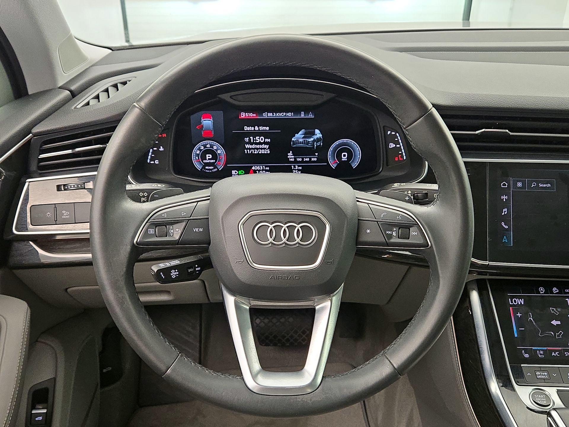 Thumbnail: 2022 Audi Q7 - 10