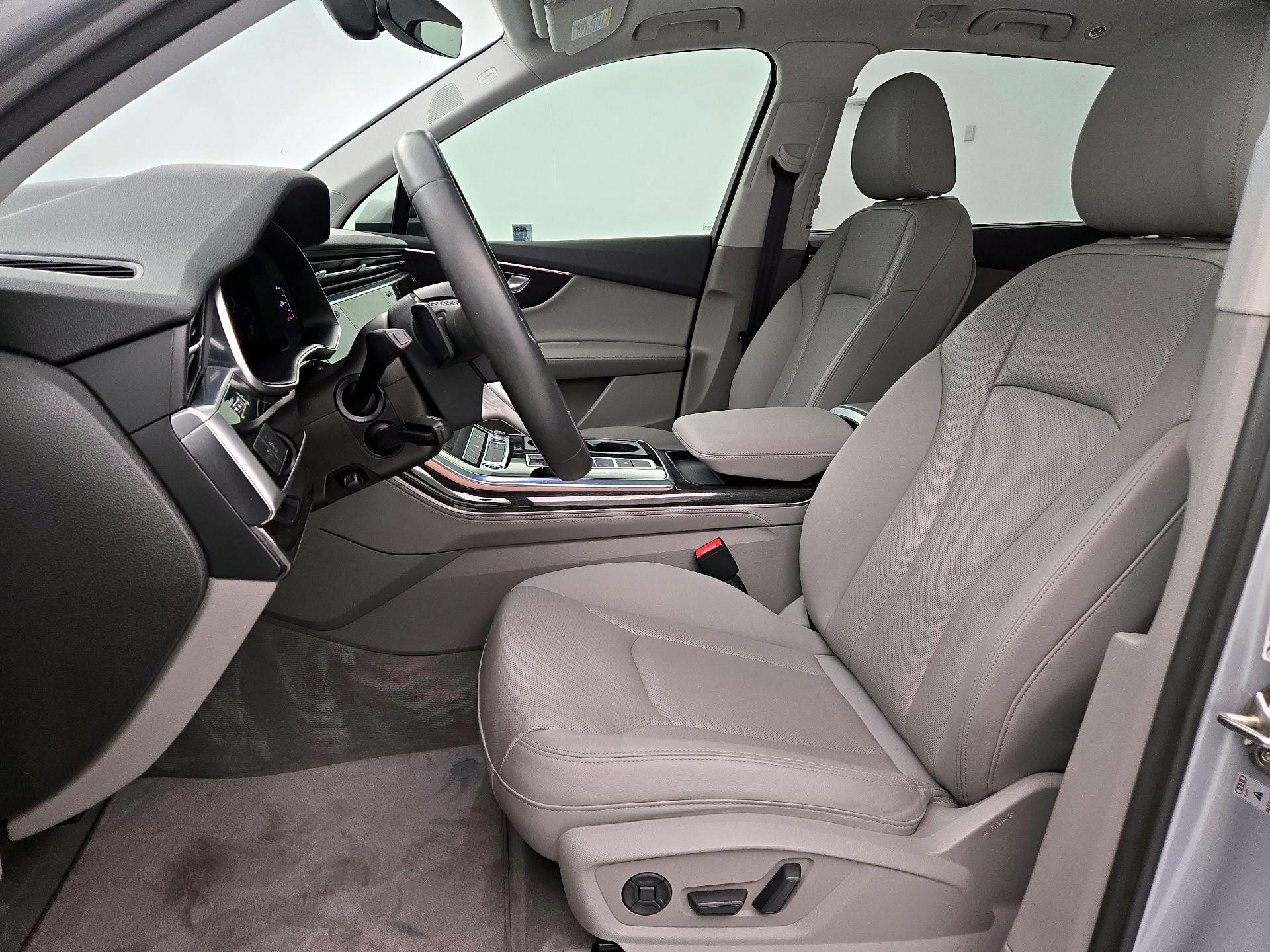 Thumbnail: 2022 Audi Q7 - 11