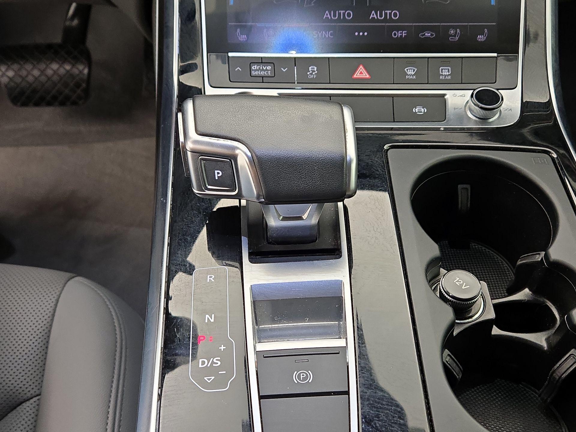 Thumbnail: 2022 Audi Q7 - 18