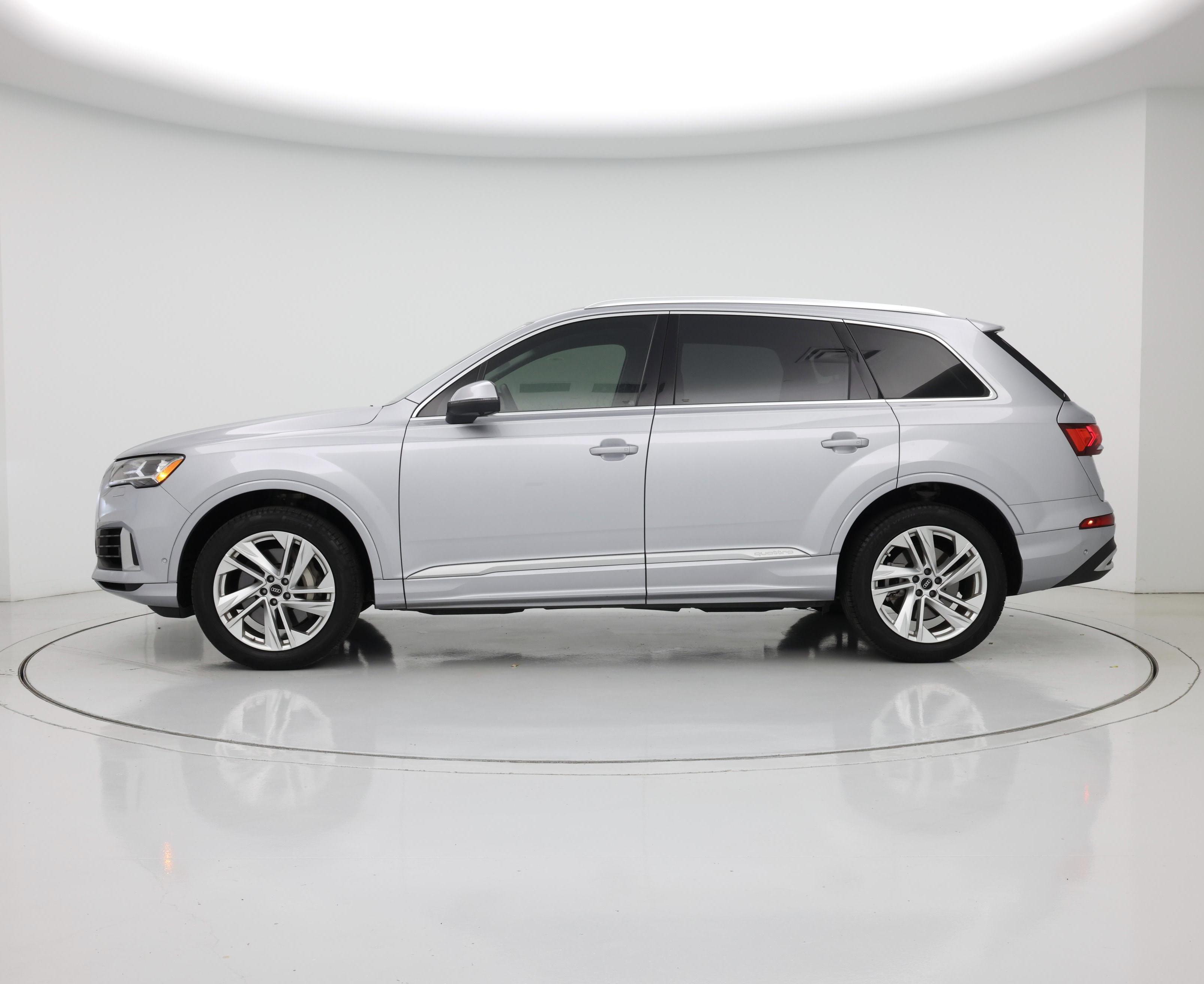 Thumbnail: 2022 Audi Q7 - 3