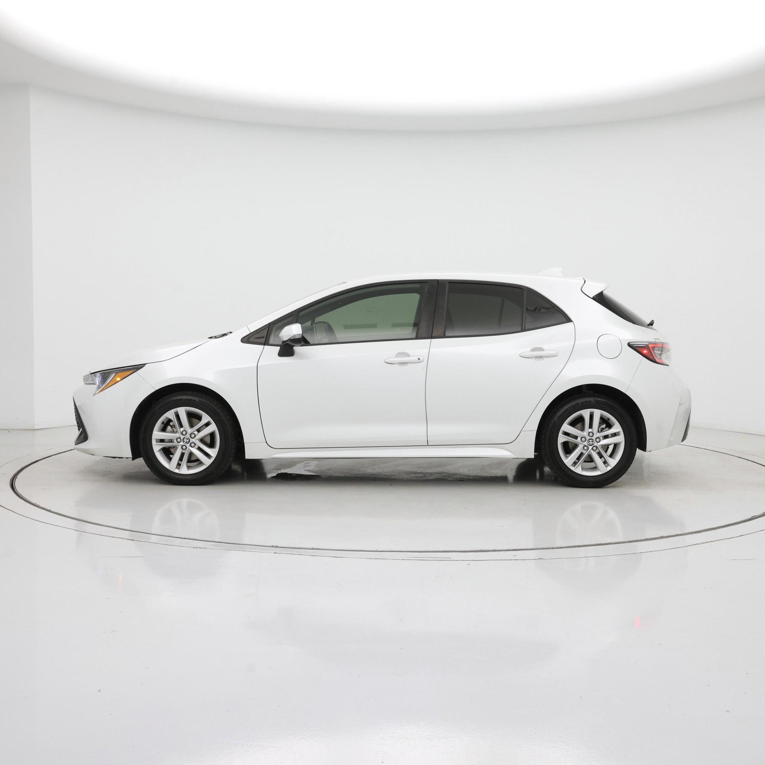 Thumbnail: 2021 Toyota Corolla - 3