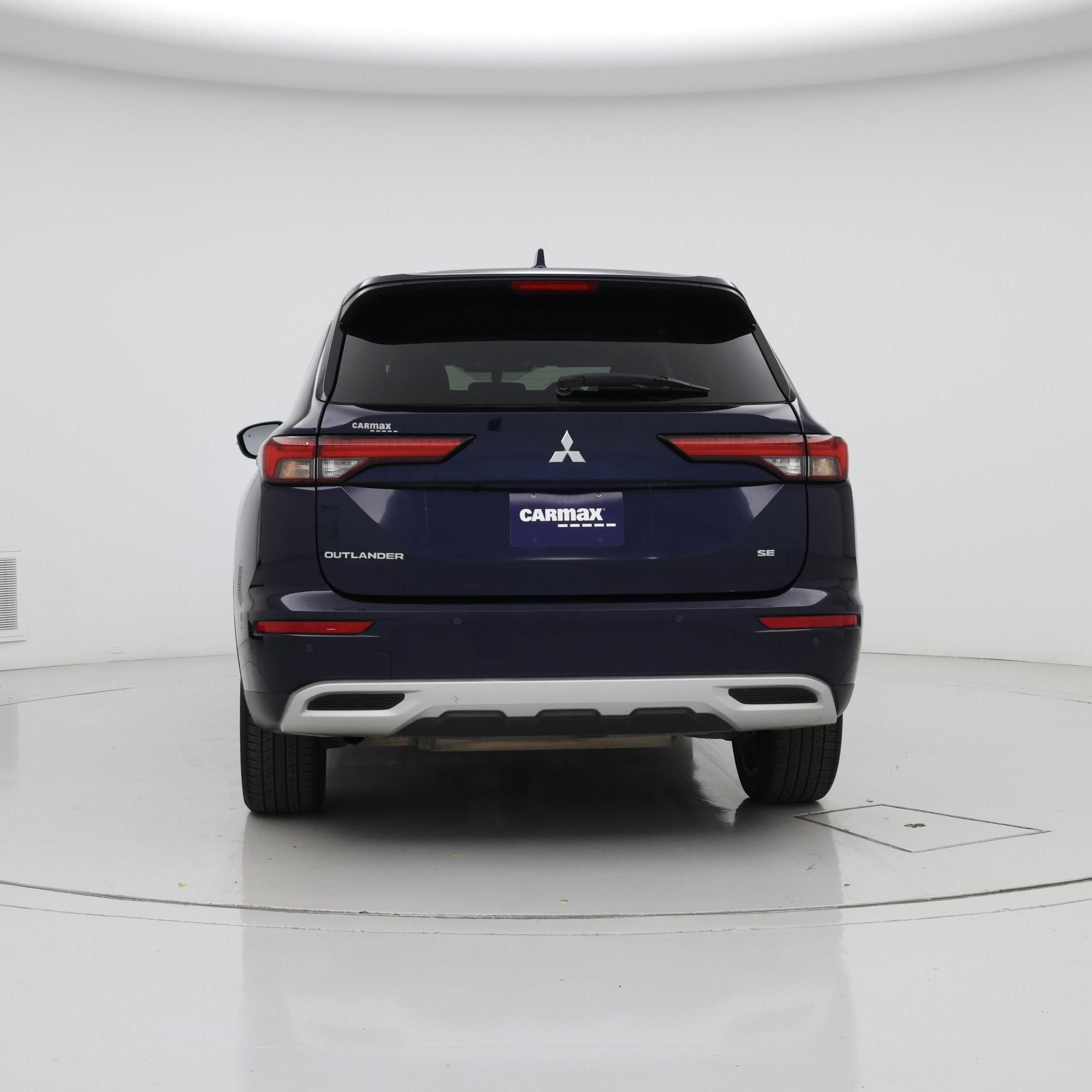 Thumbnail: 2023 Mitsubishi Outlander - 6