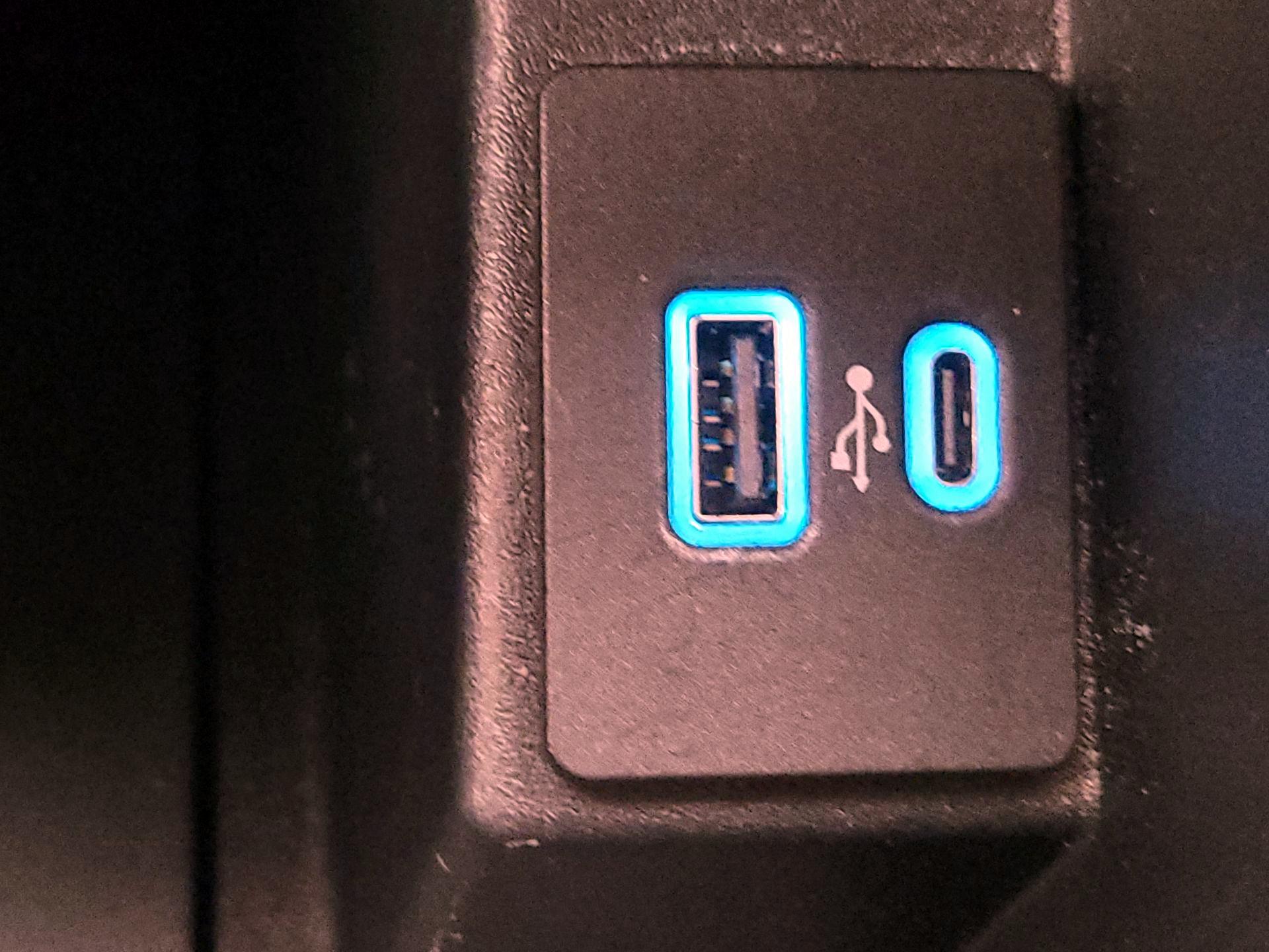 Thumbnail: 2024 Ford Edge - 19