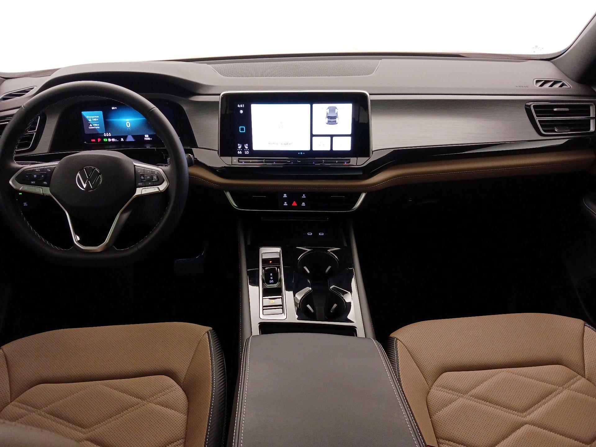 Thumbnail: 2024 Volkswagen Atlas - 9