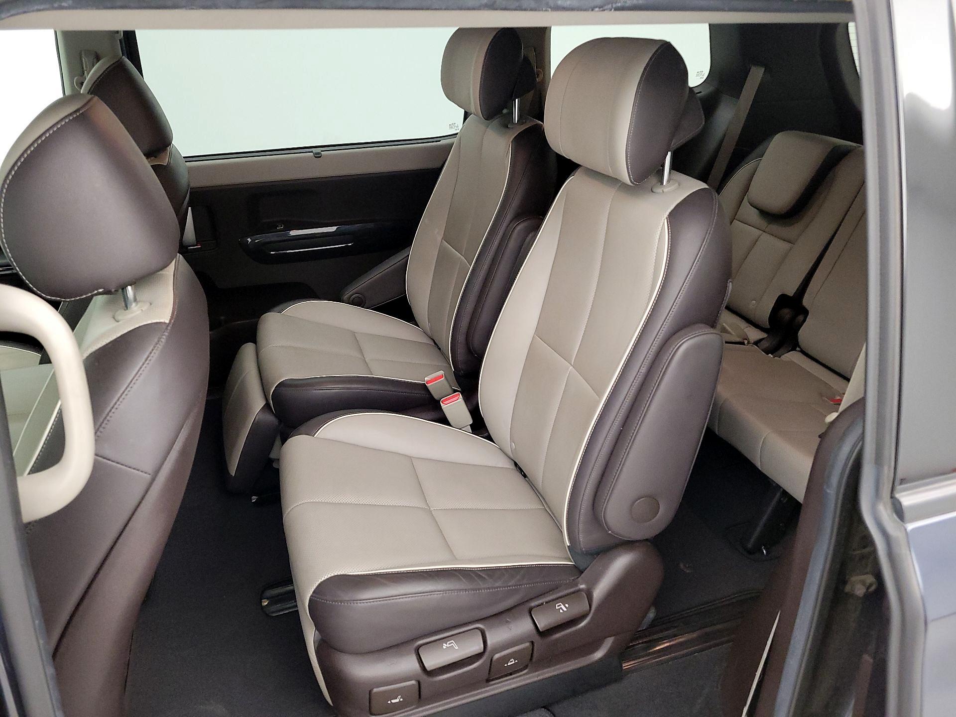 Thumbnail: 2015 Kia Sedona - 20