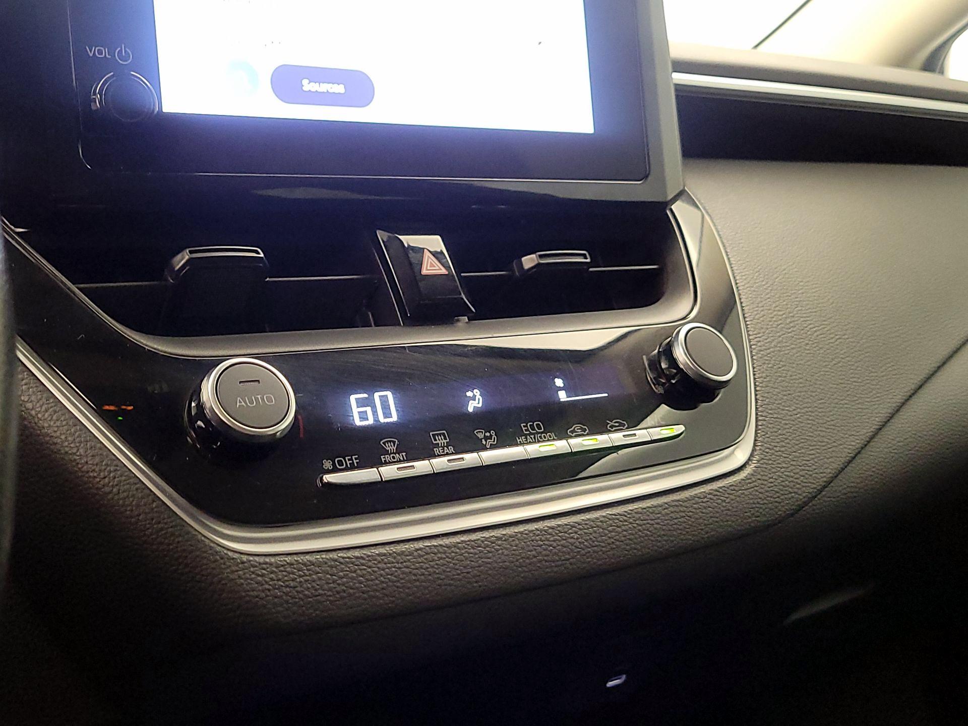 Thumbnail: 2024 Toyota Corolla - 16