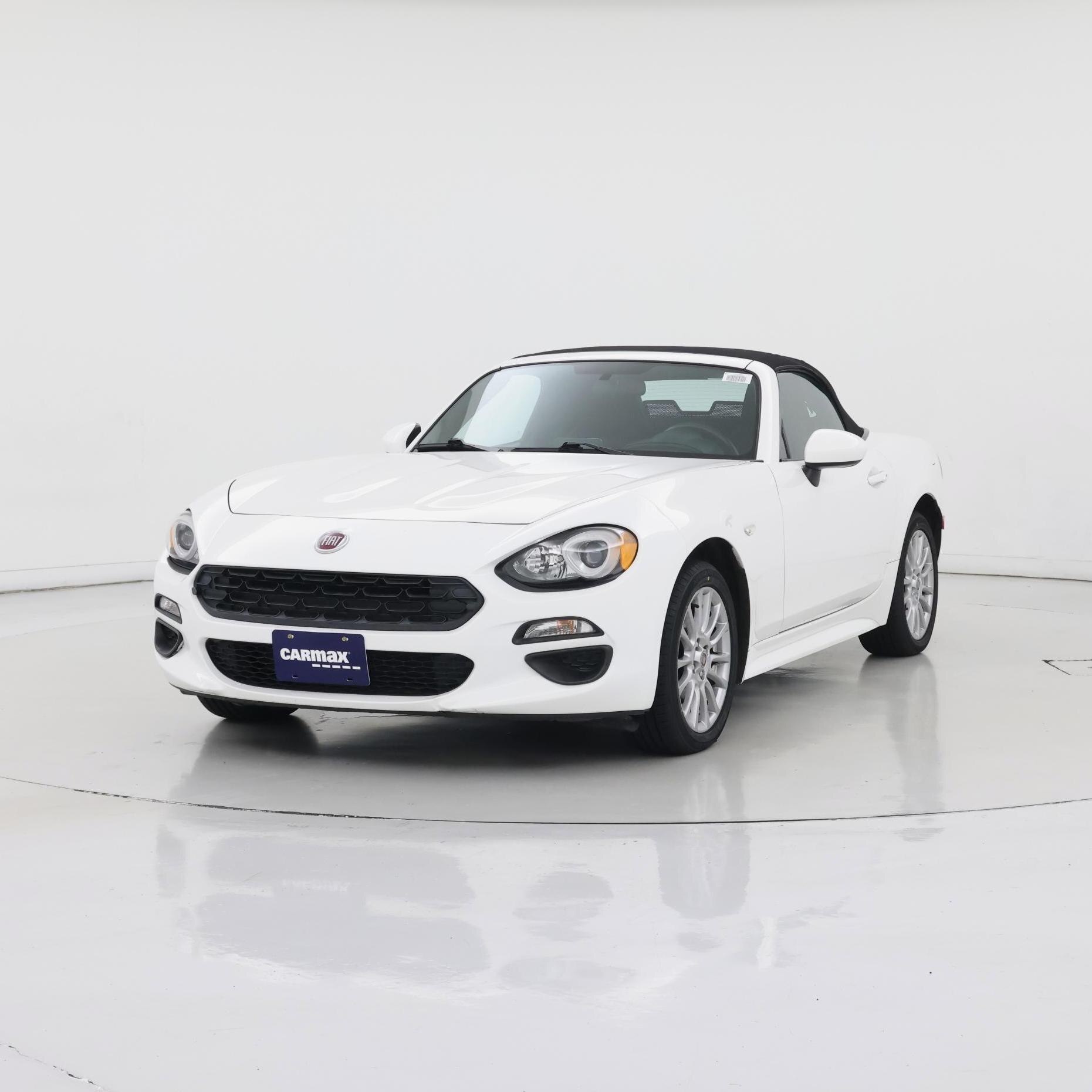 Thumbnail: 2018 Fiat 124 Spider - 4