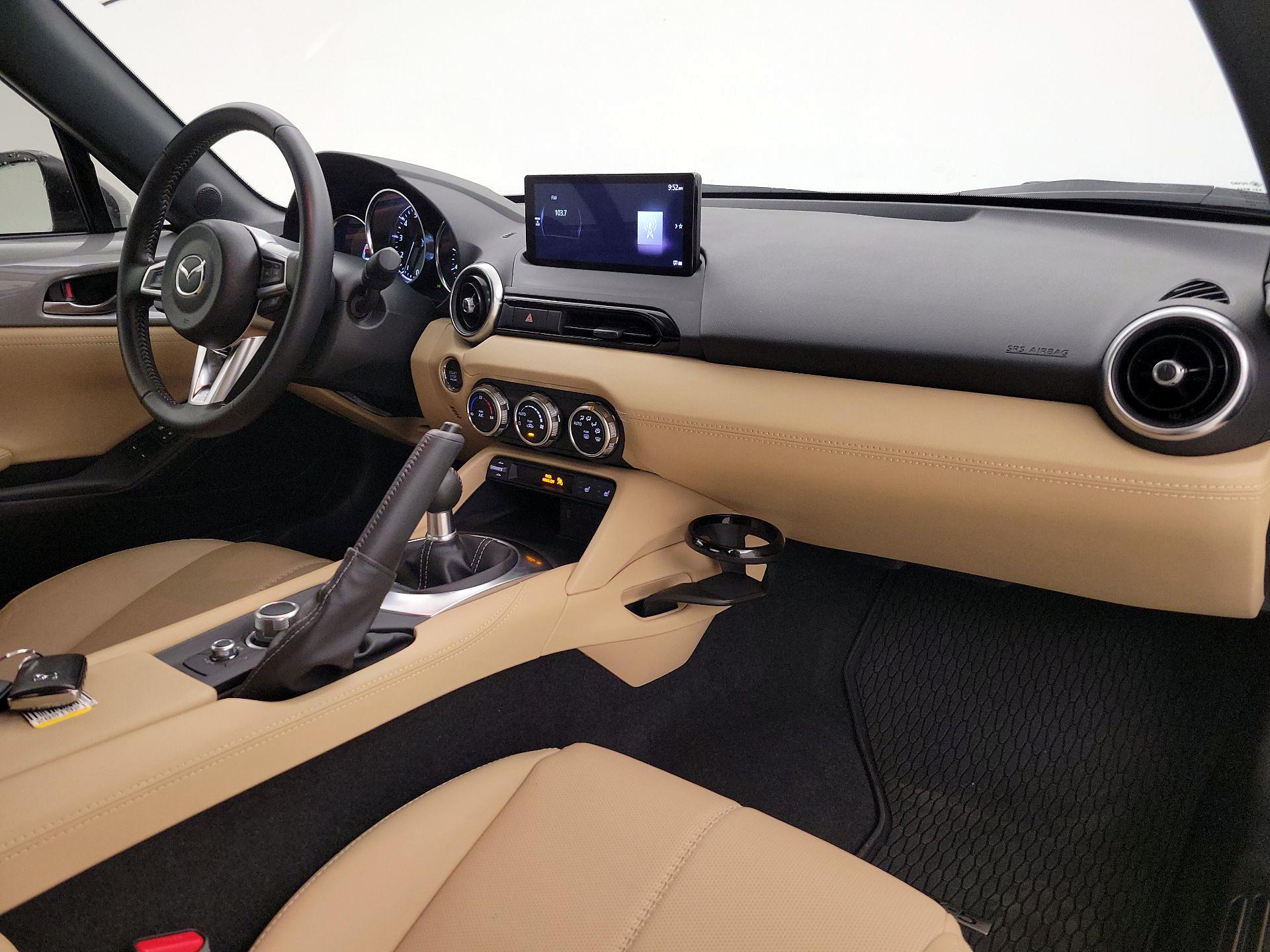 Thumbnail: 2024 Mazda MX-5 Miata - 9