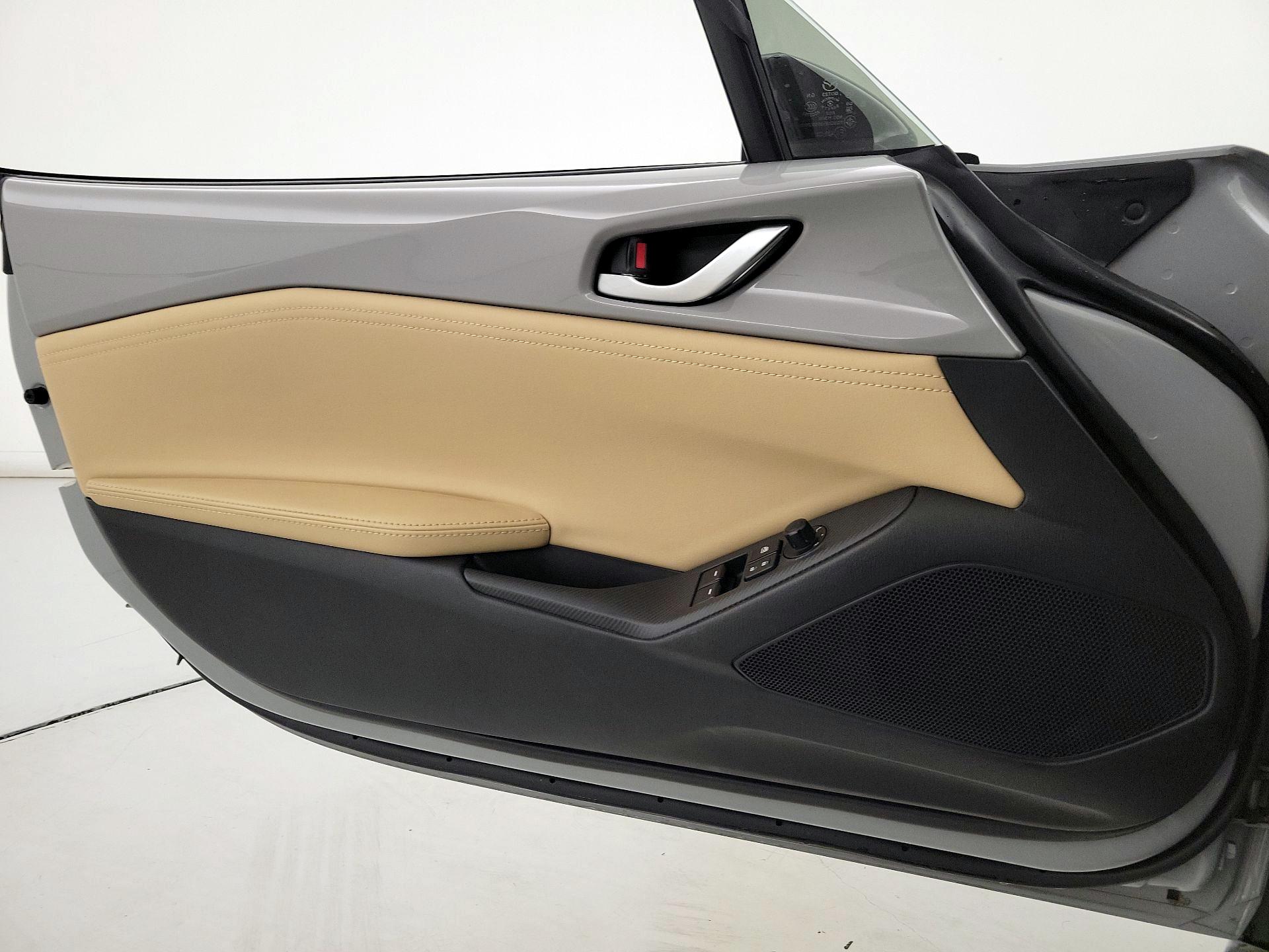 Thumbnail: 2024 Mazda MX-5 Miata - 12
