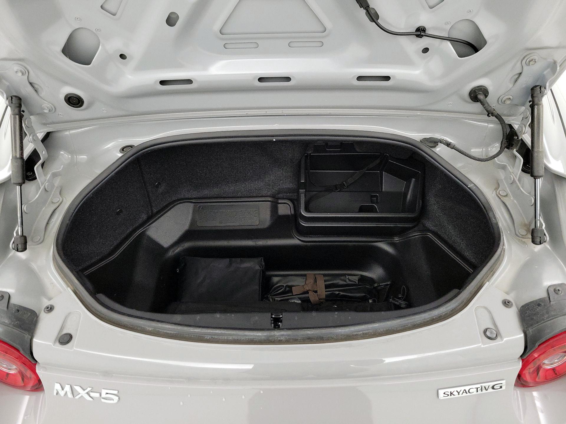 Thumbnail: 2024 Mazda MX-5 Miata - 18