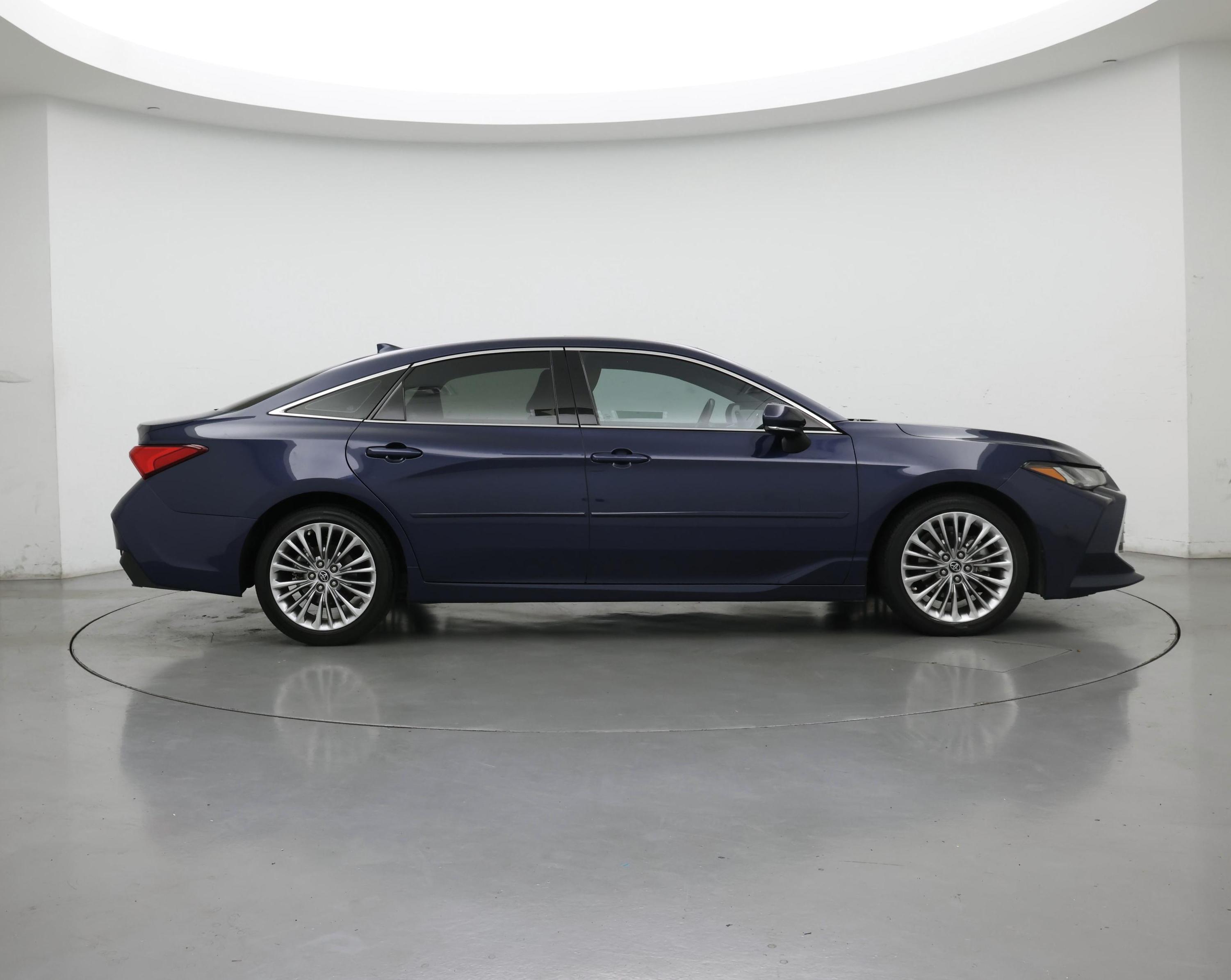 Thumbnail: 2019 Toyota Avalon - 7