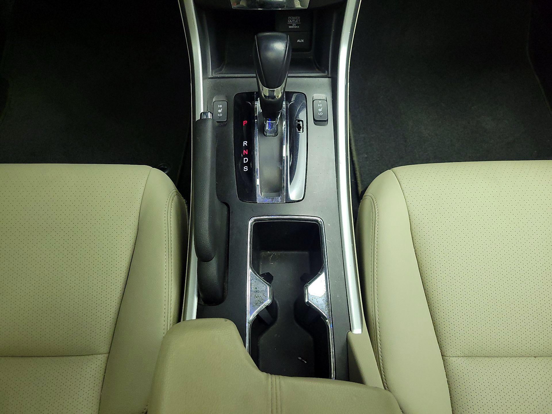 Thumbnail: 2014 Honda Accord - 17