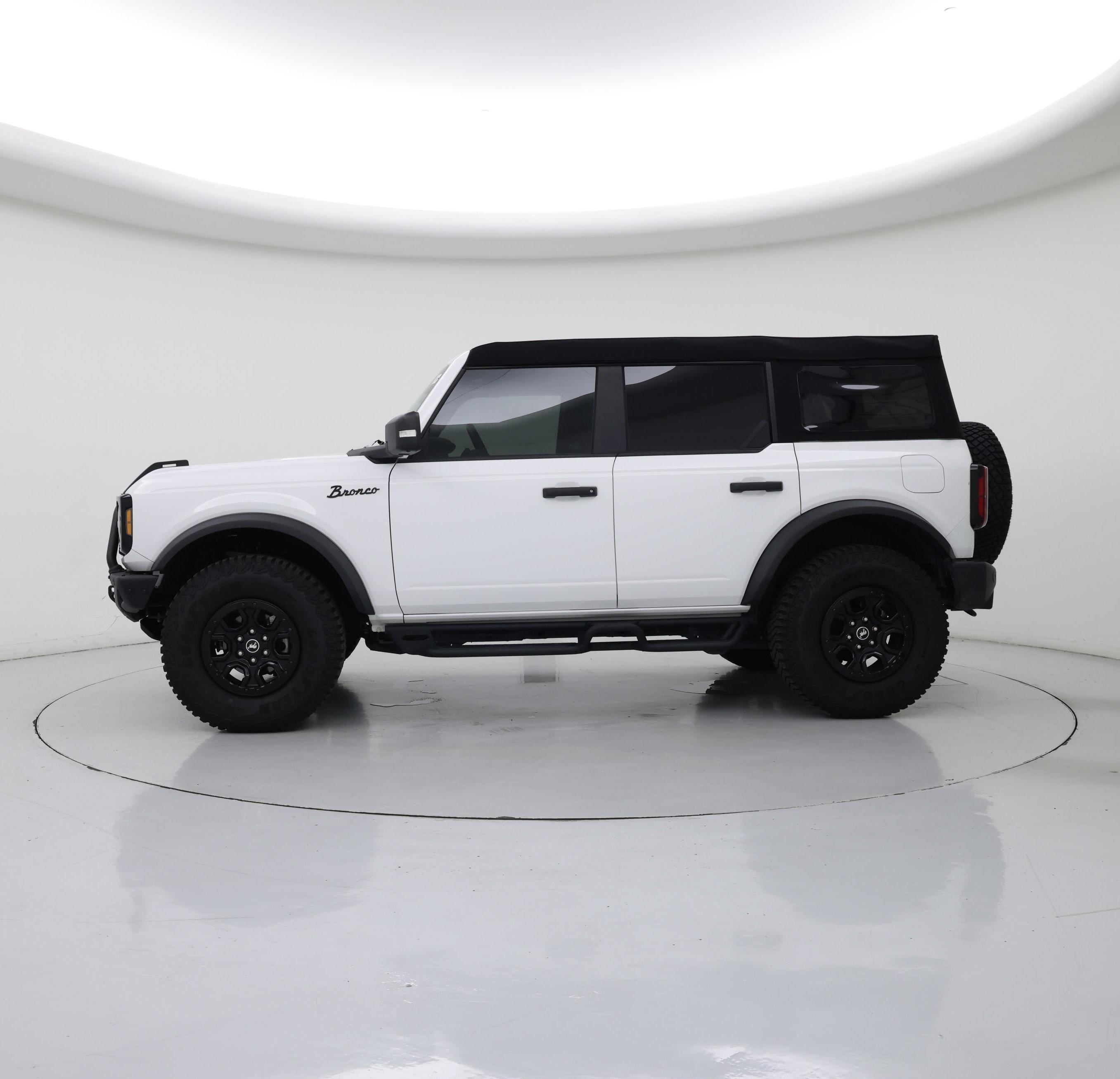 Thumbnail: 2024 Ford Bronco - 3