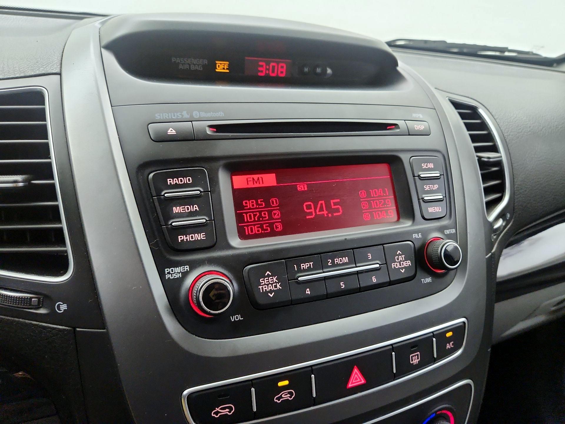 Thumbnail: 2014 Kia Sorento - 14