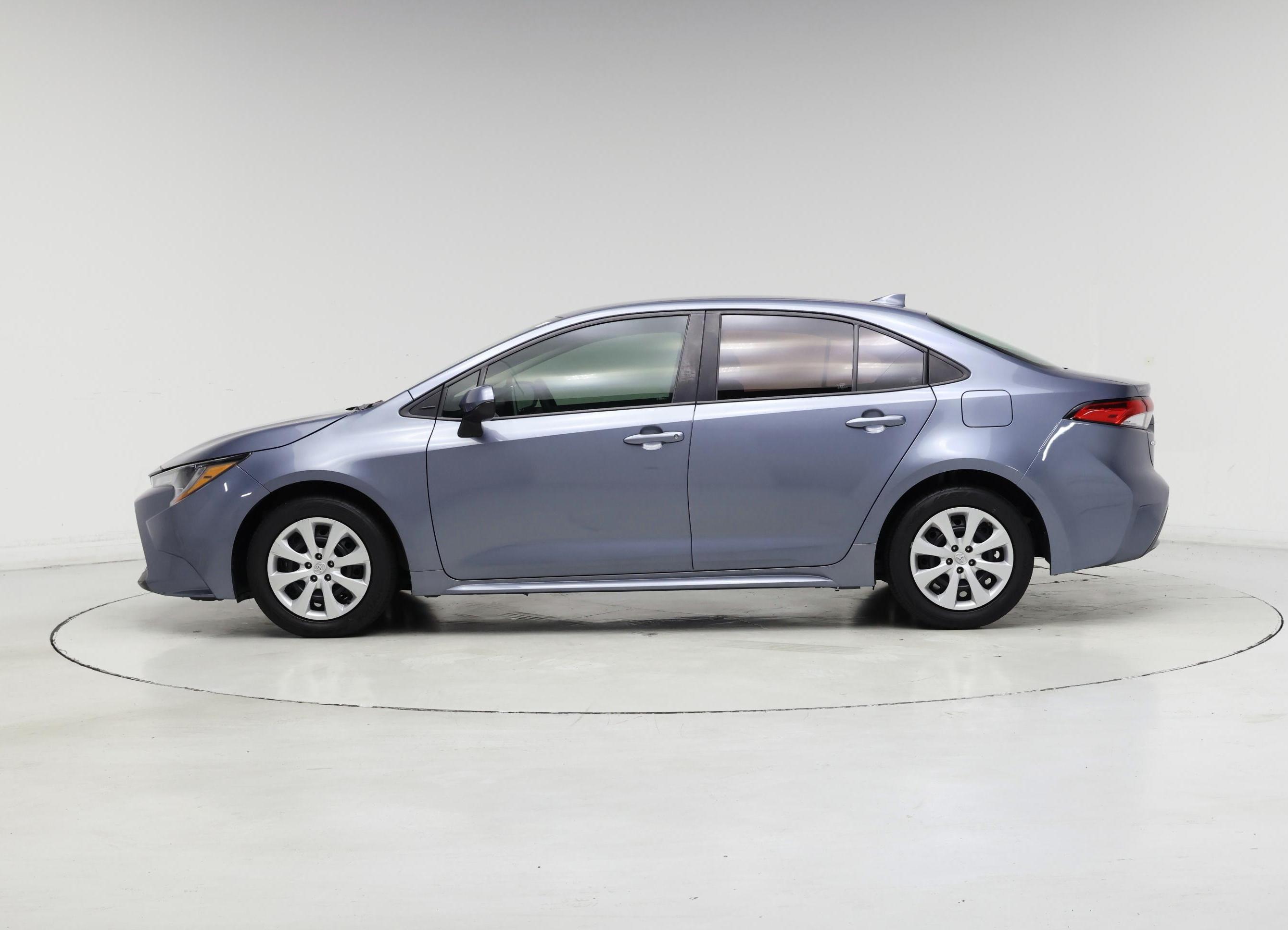 Thumbnail: 2021 Toyota Corolla - 3