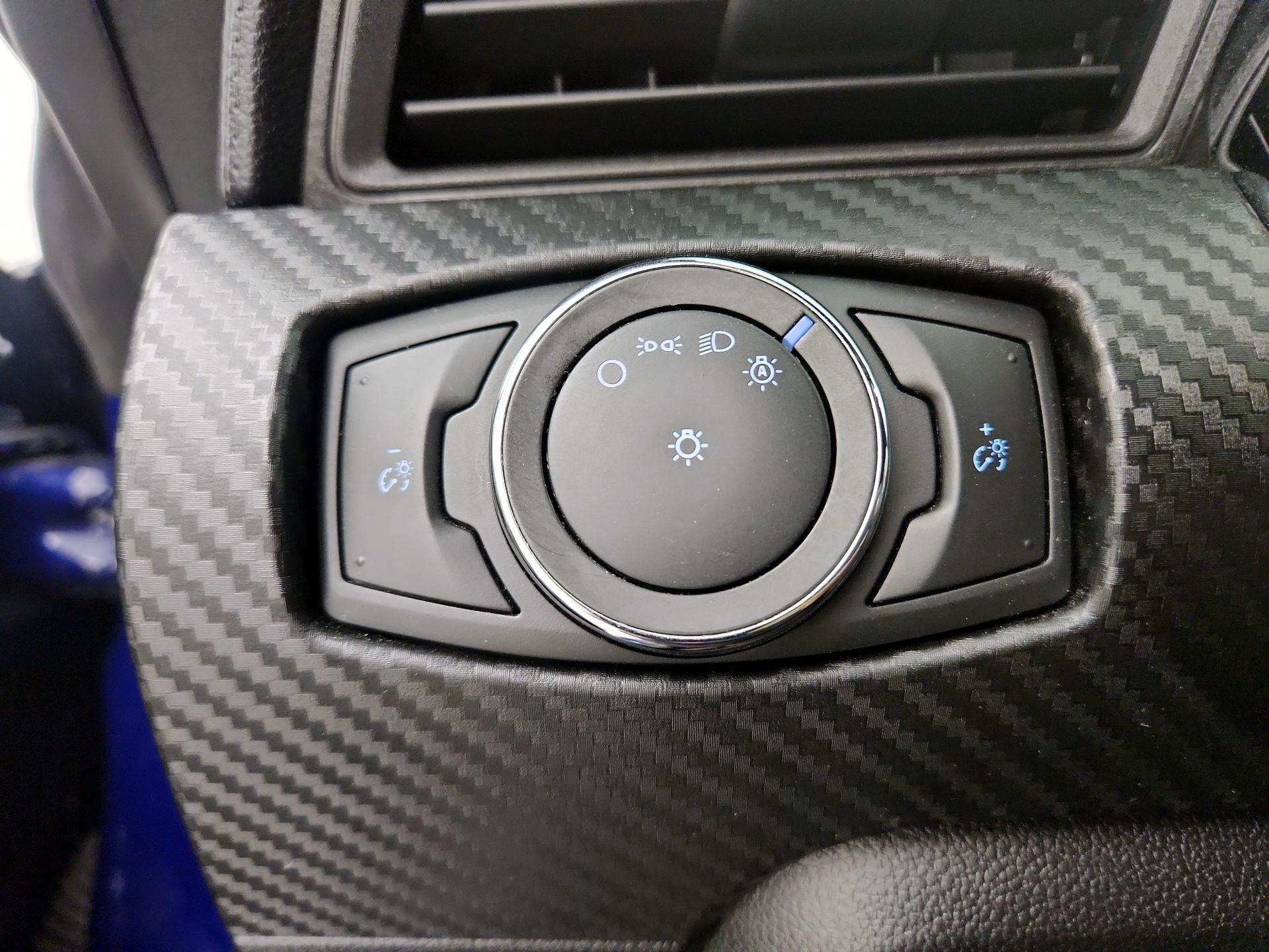 Thumbnail: 2015 Ford Mustang - 13