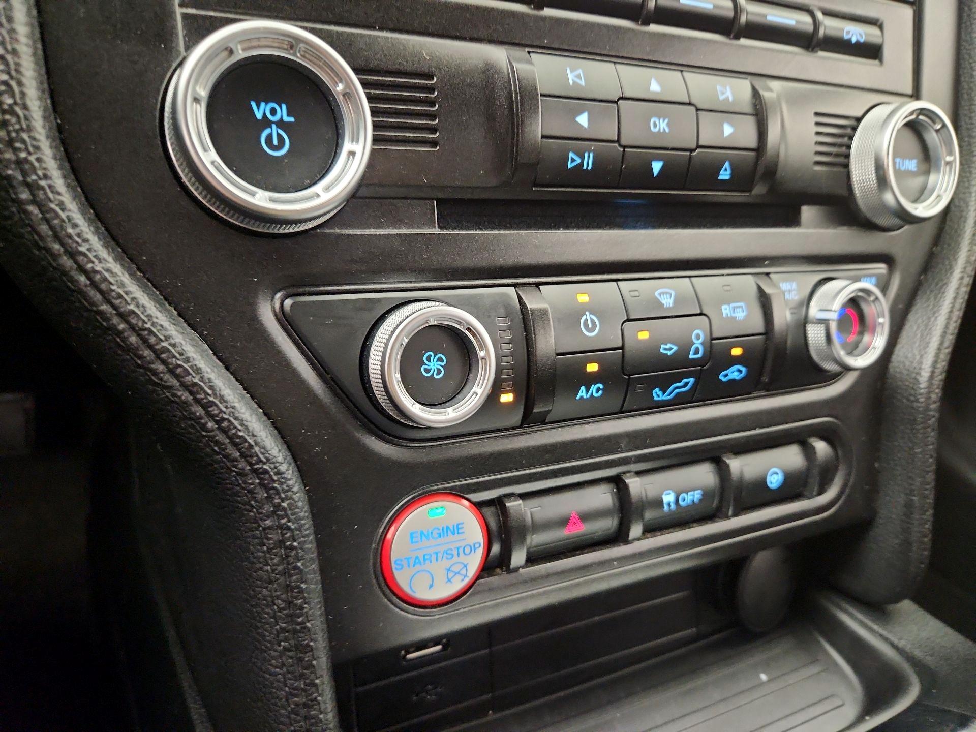 Thumbnail: 2015 Ford Mustang - 16