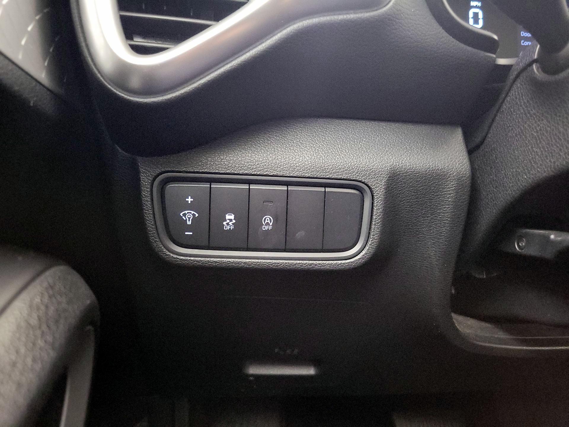 Thumbnail: 2023 Kia Soul - 13