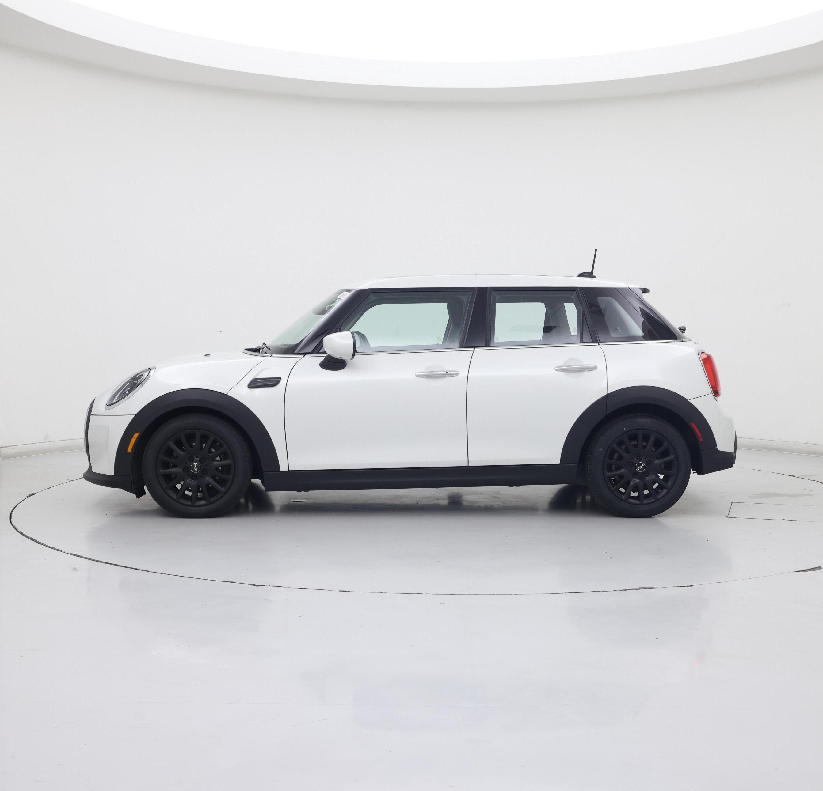 Thumbnail: 2024 MINI Cooper Hardtop - 3