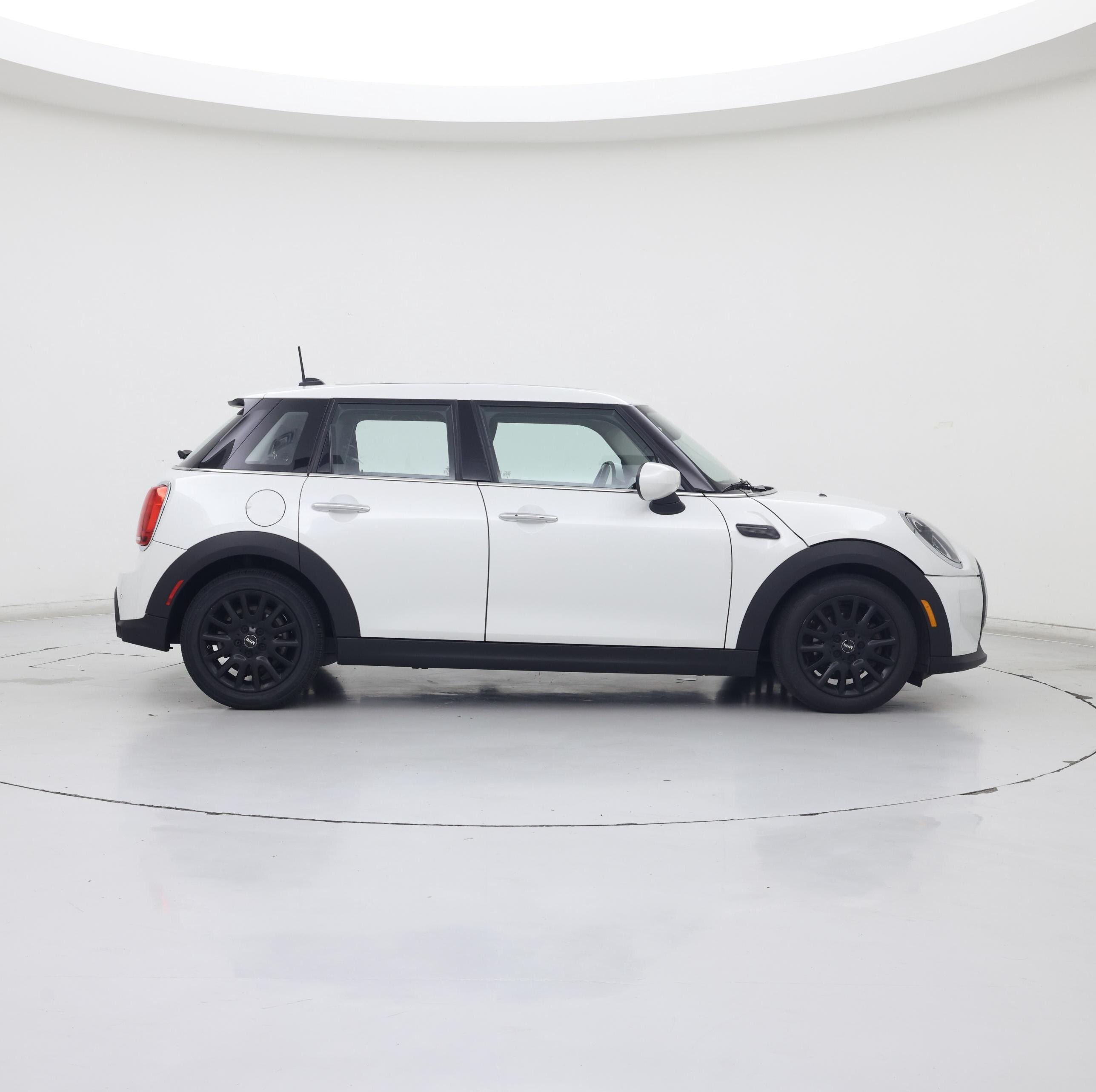Thumbnail: 2024 MINI Cooper Hardtop - 7