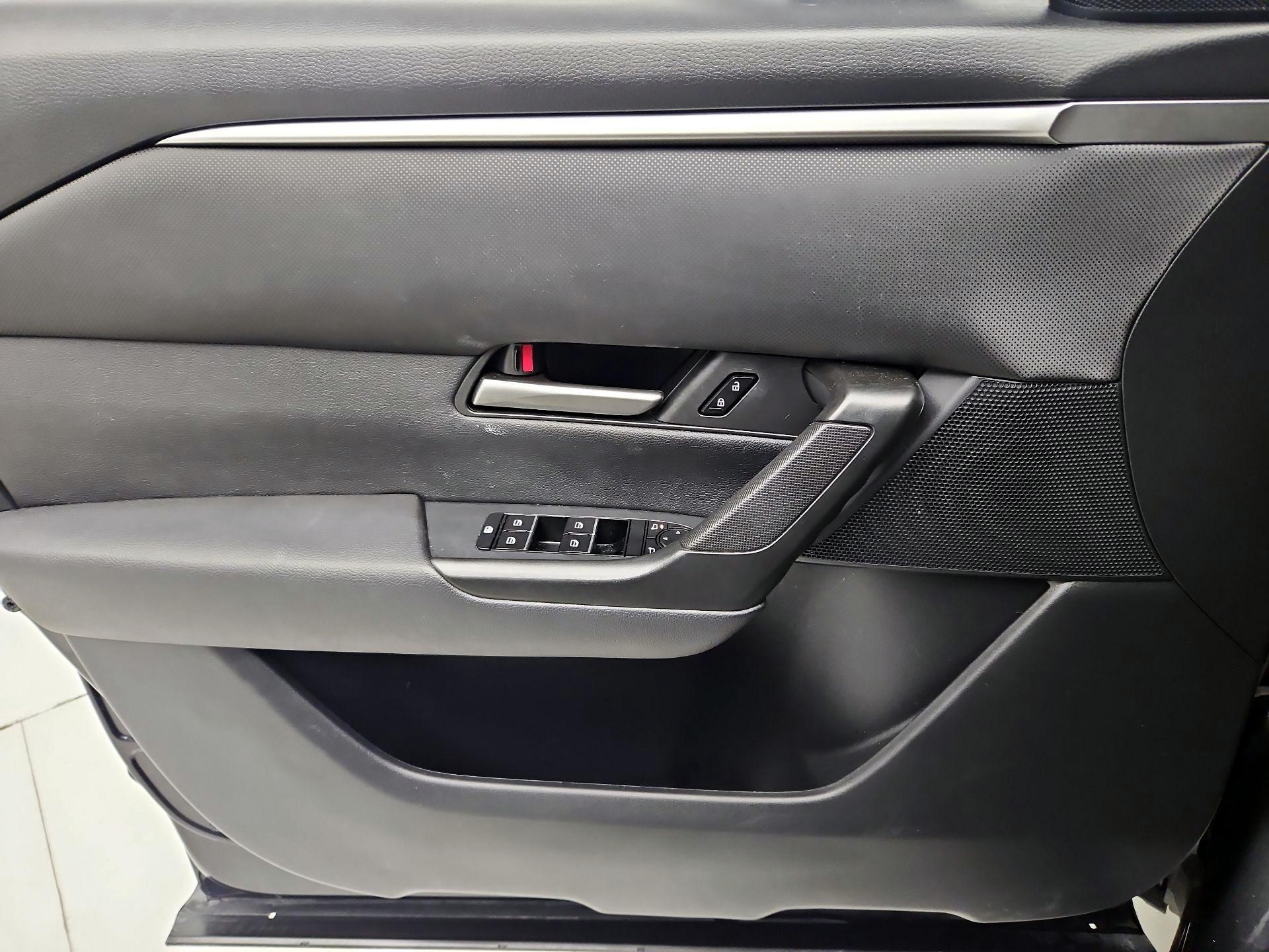 Thumbnail: 2023 Mazda CX-50 - 12