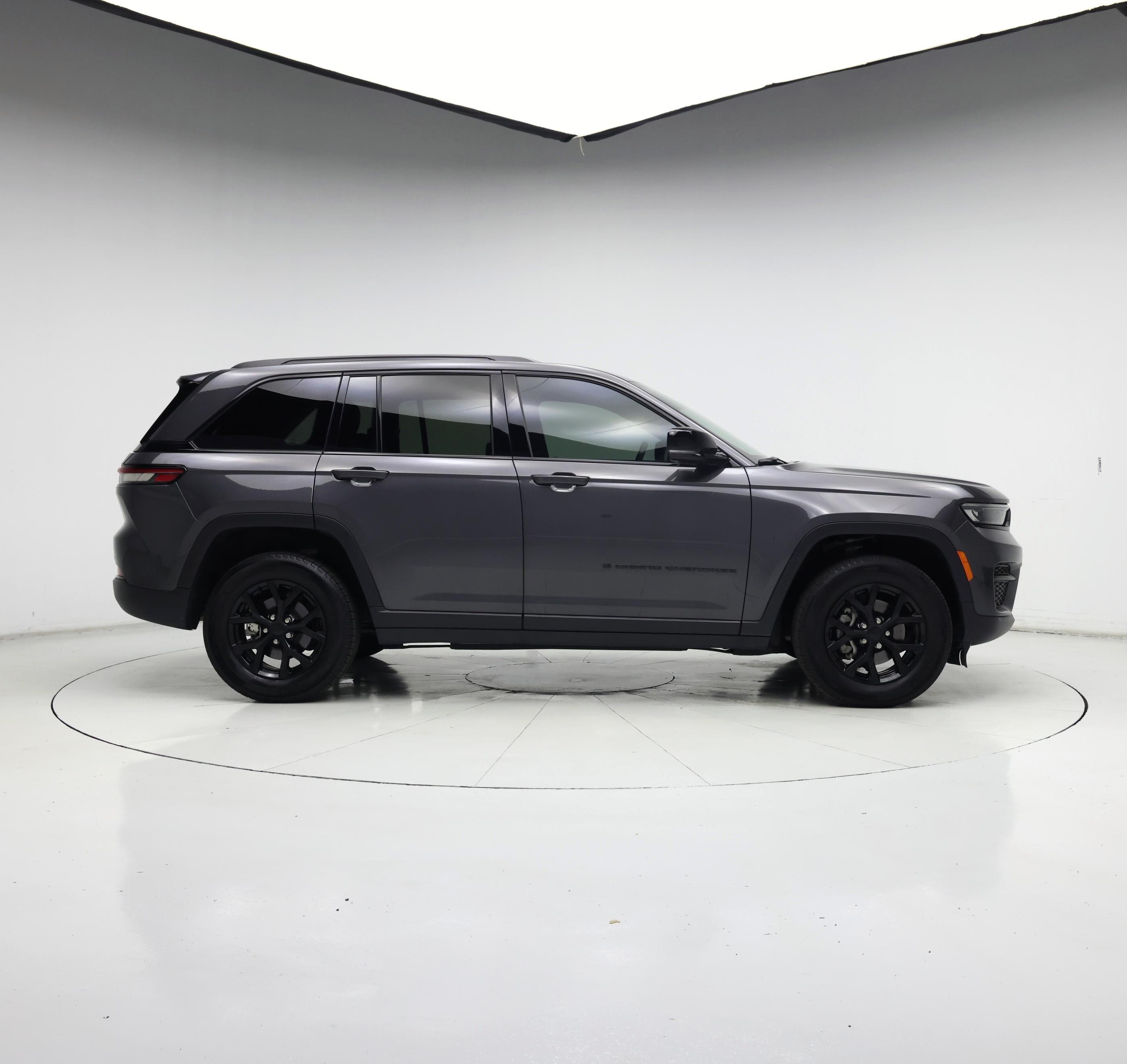 Thumbnail: 2024 Jeep Grand Cherokee - 7