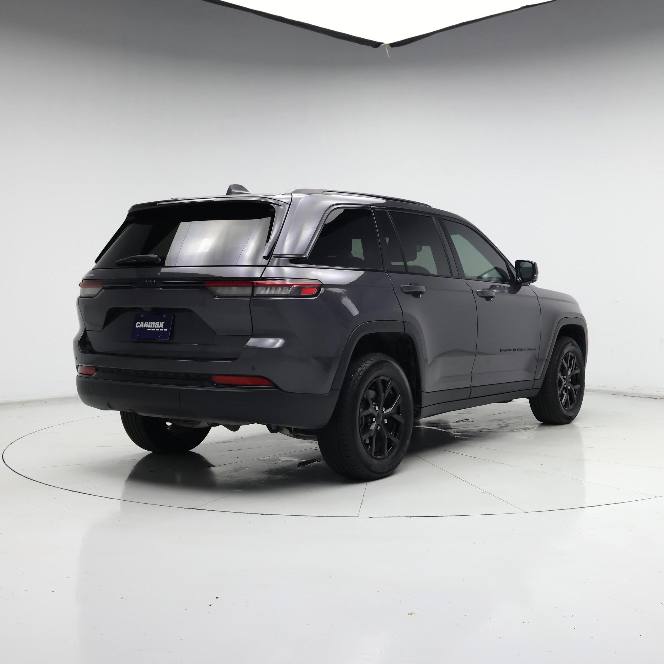 Thumbnail: 2024 Jeep Grand Cherokee - 8