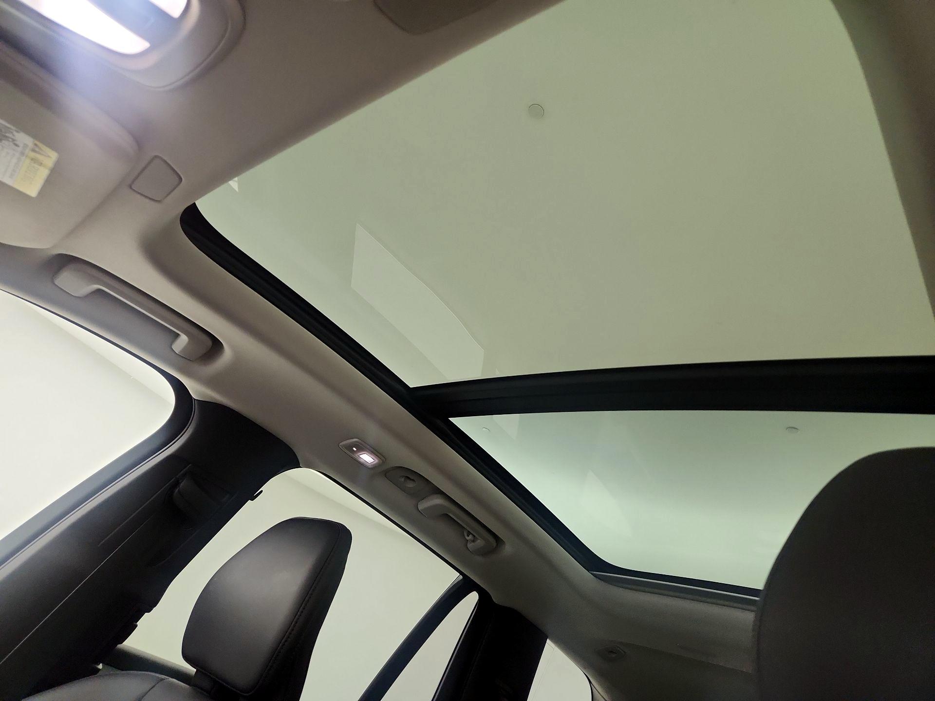 Thumbnail: 2025 Volvo XC90 - 19