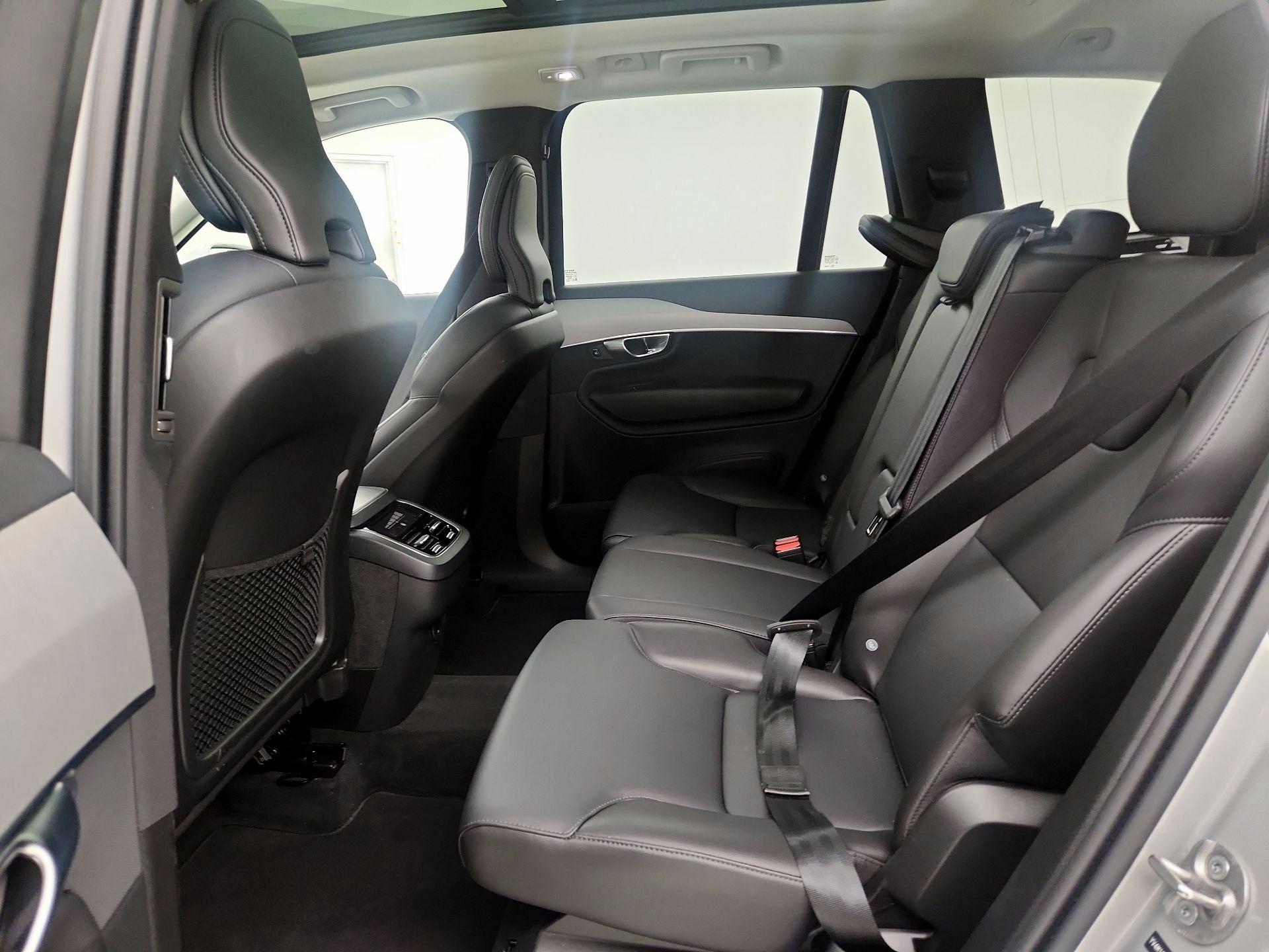 Thumbnail: 2025 Volvo XC90 - 20