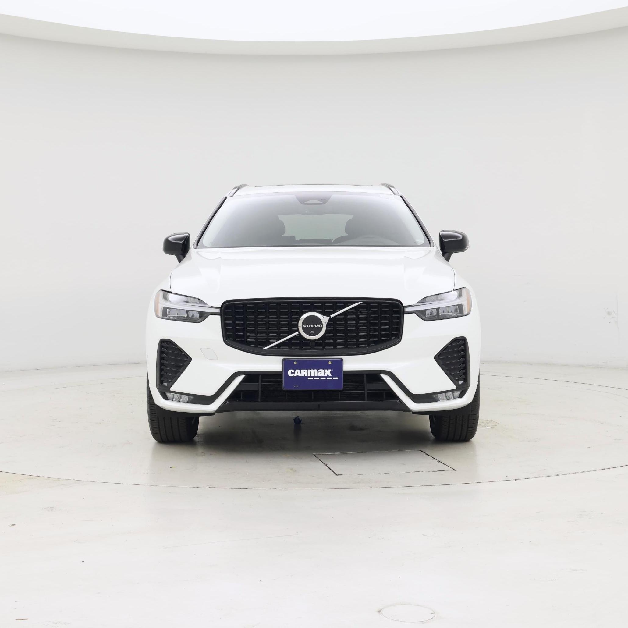 Thumbnail: 2025 Volvo XC60 - 5