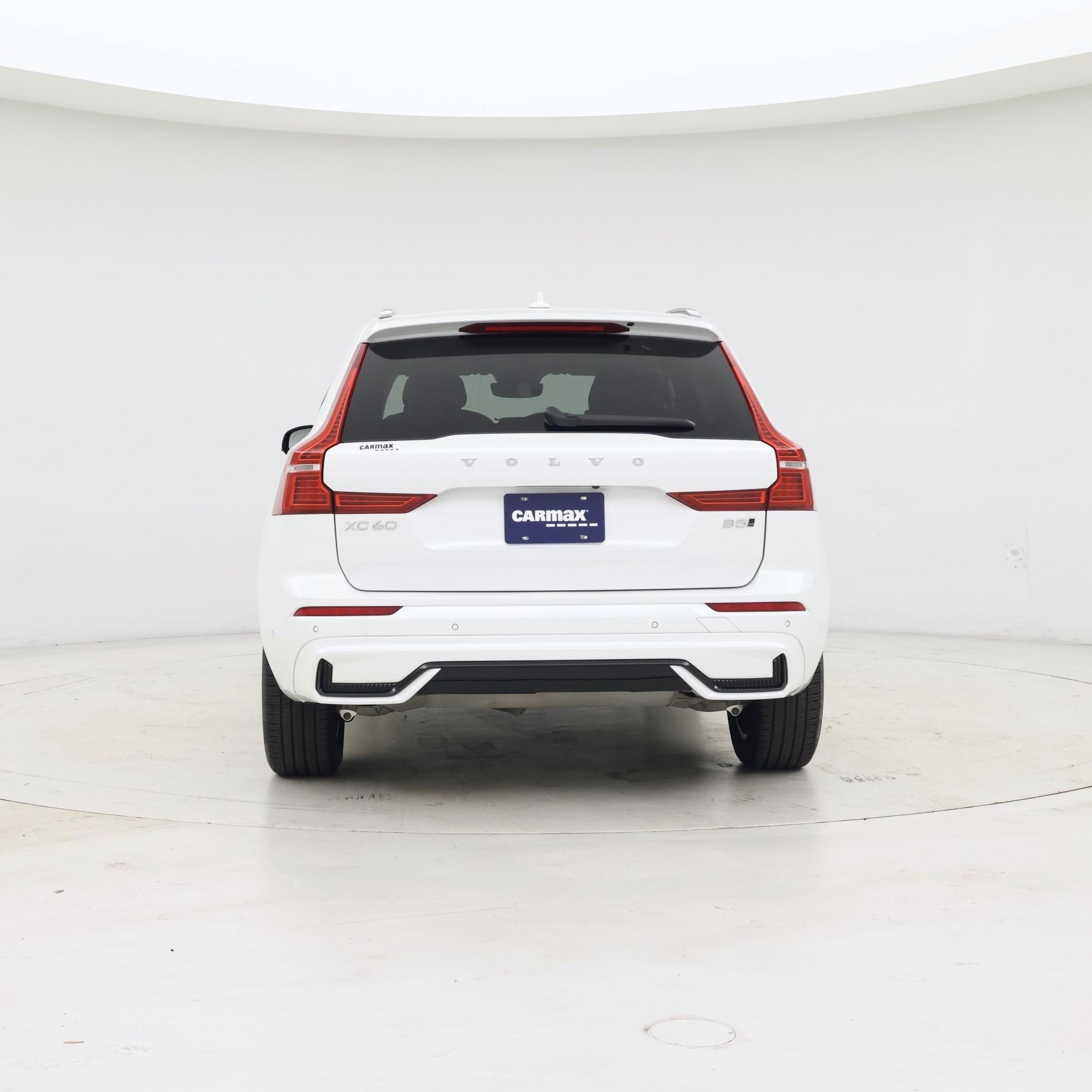 Thumbnail: 2025 Volvo XC60 - 6